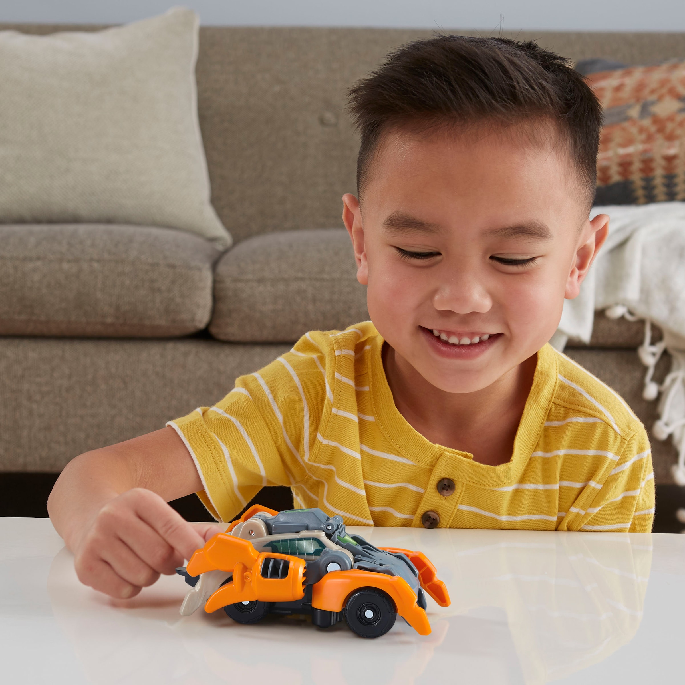 Vtech® Actionfigur »Switch & Go - OneClick-Mini-Skorpion« mit licht
