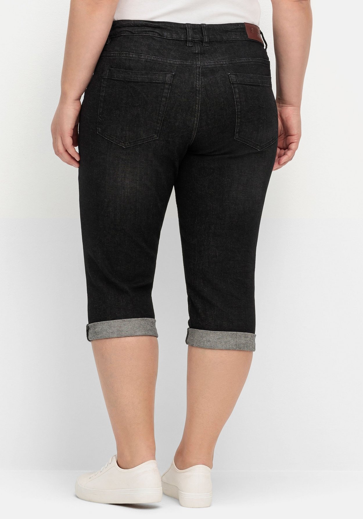 Sheego 3/4-Jeans »Caprijeans "Die Schmale" mit Used-Effekten«