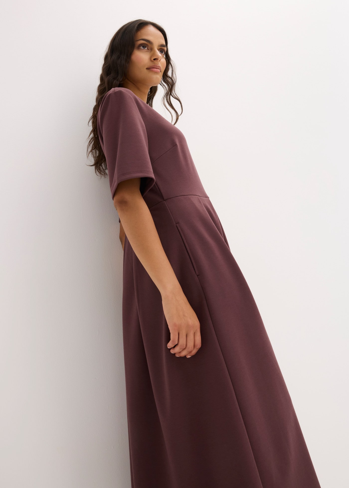 bonprix Shirtkleid mit V-Ausschnitt, Kurzarm, Loose Fit
