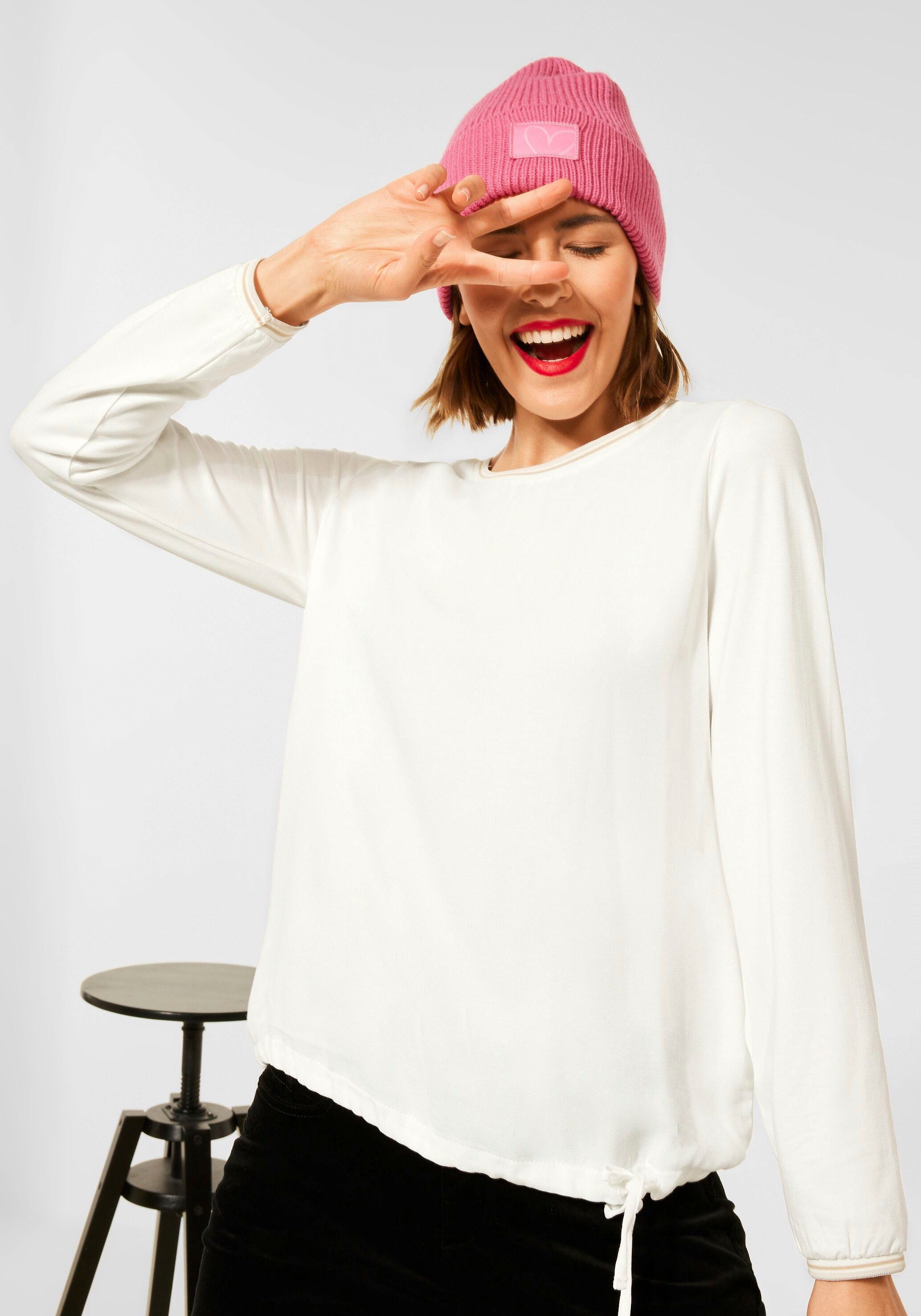 STREET ONE Langarmshirt, Rippbündchen mit Collegestreifen
