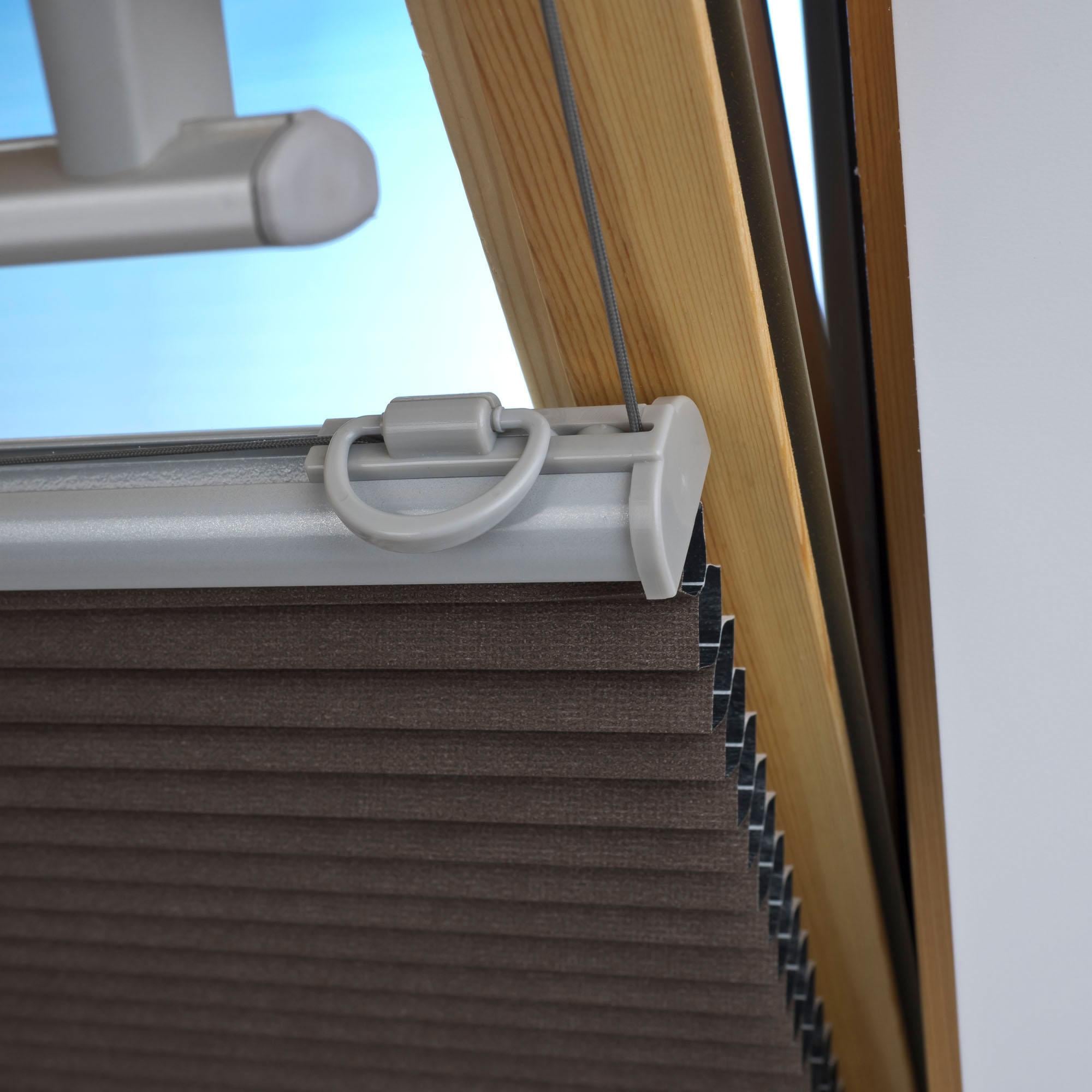 Liedeco Dachfensterplissee »Universal Bohren, verdunkelnd, online bei OTTO ohne energiesparend, Fixmaß Dachfenster-Plissee«, verspannt