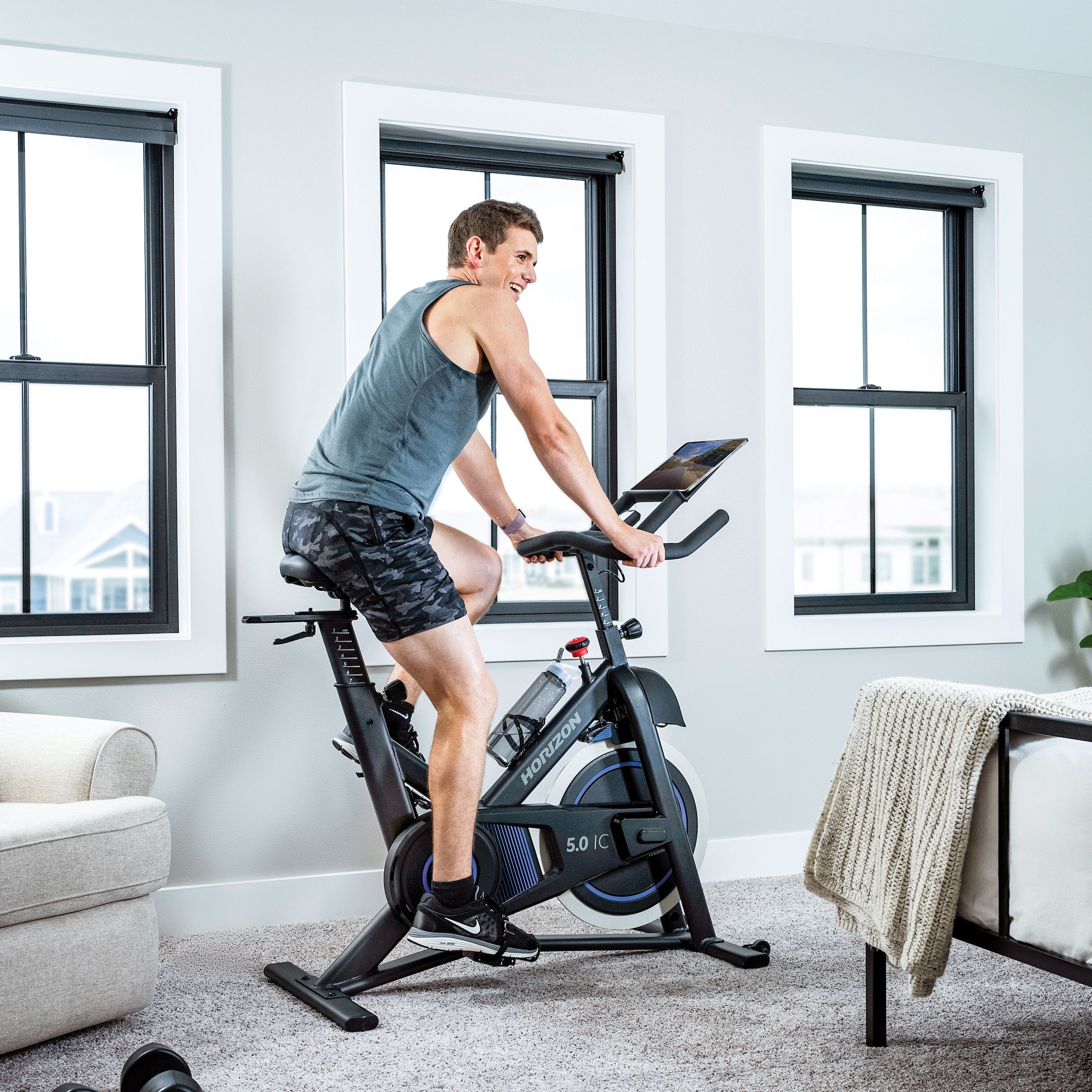 Horizon Fitness Speedbike »IC5.0«, (mit Tablet-Halterung)