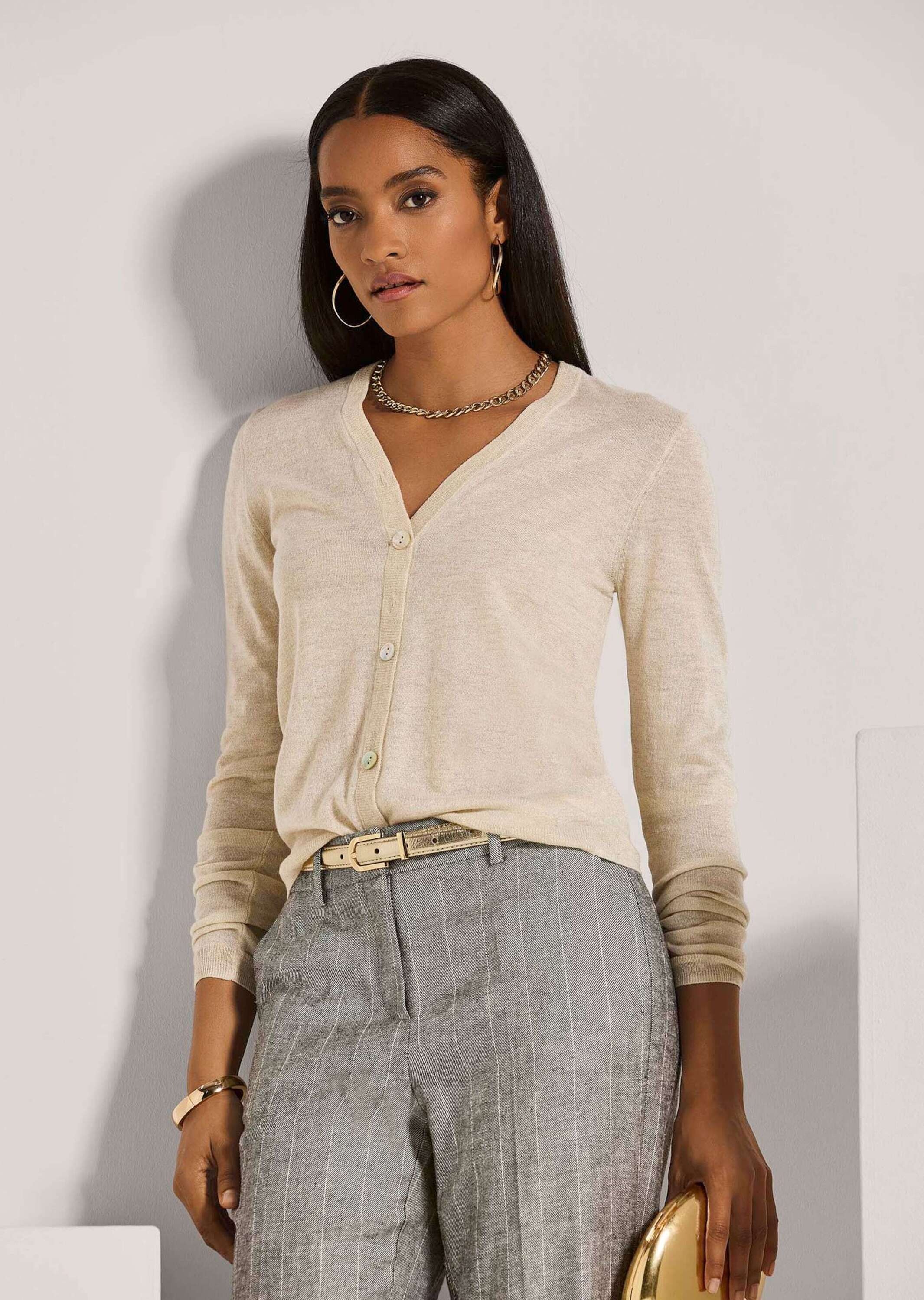 MADELEINE Strickjacke »Strickjacke Elegante Jacke mit Glanzeffekten« Mit edlen Glanzeffekten