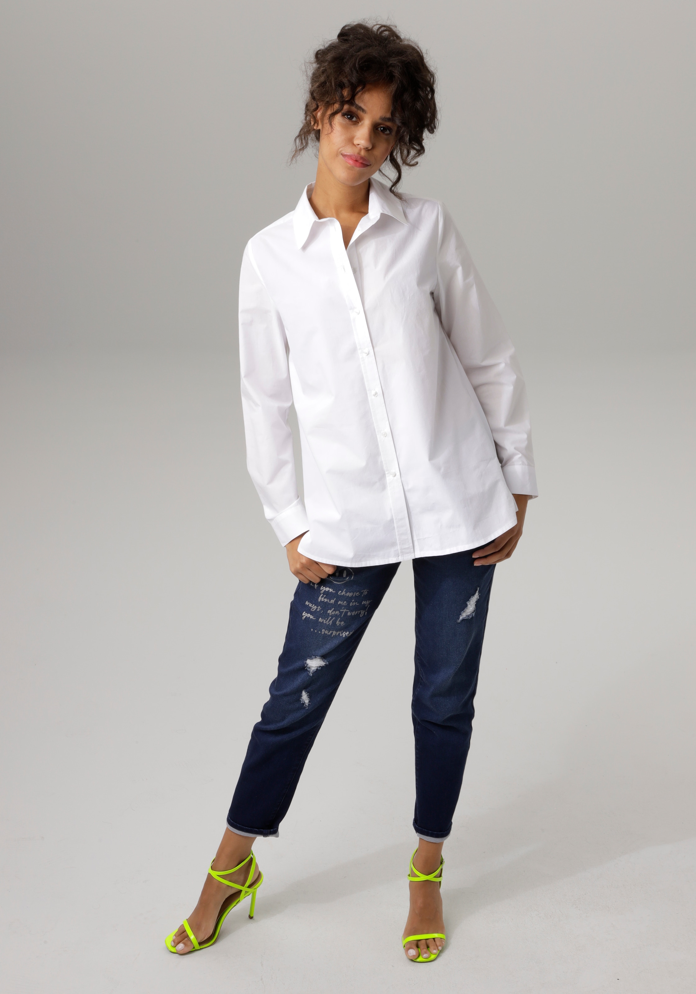 Aniston CASUAL Longbluse, mit kurzen Seitenschlitzen