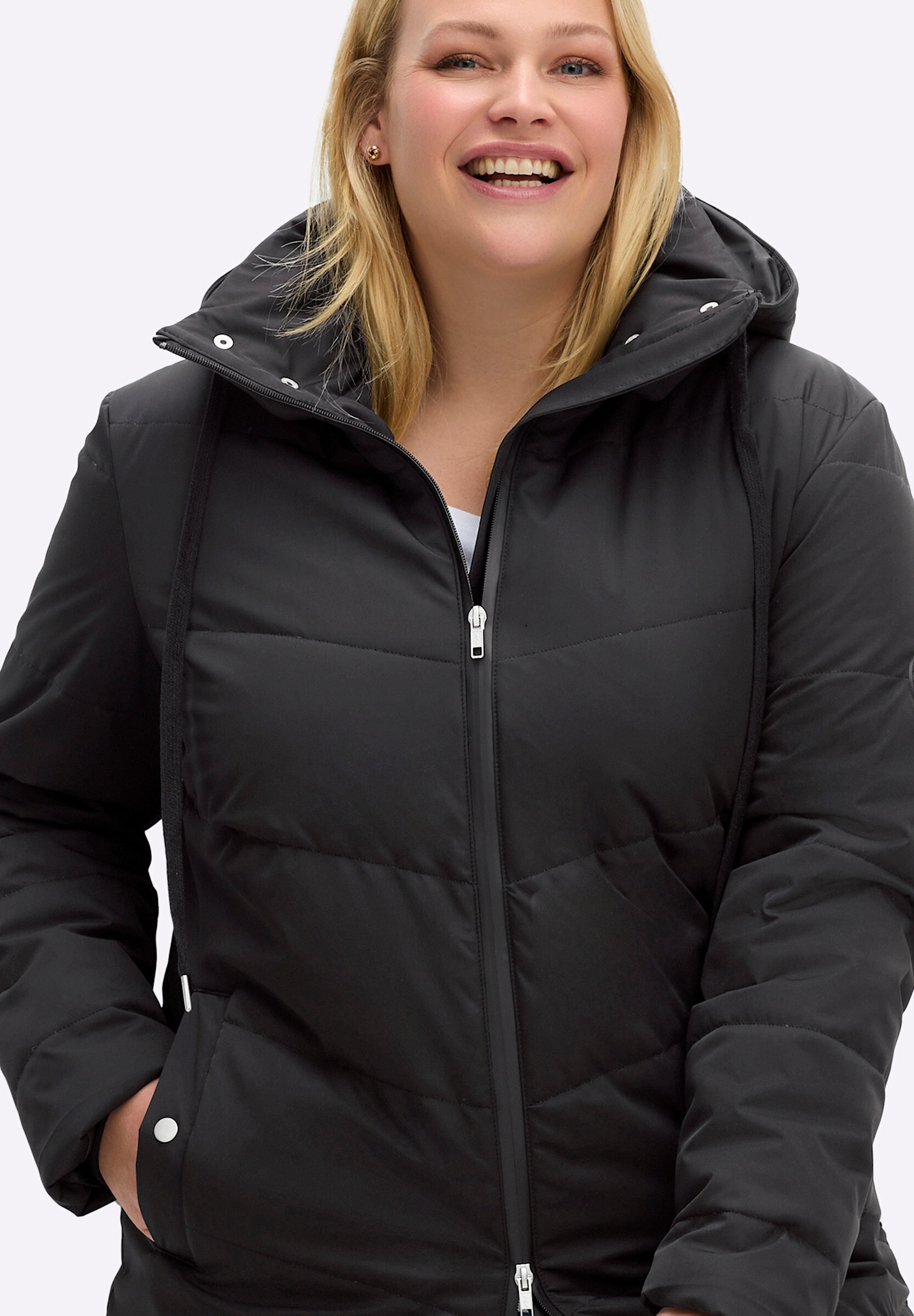 Sheego Steppjacke »Steppmantel Steppmantel mit Stehkragen und Kapuze« Abnehmbare Kapuze