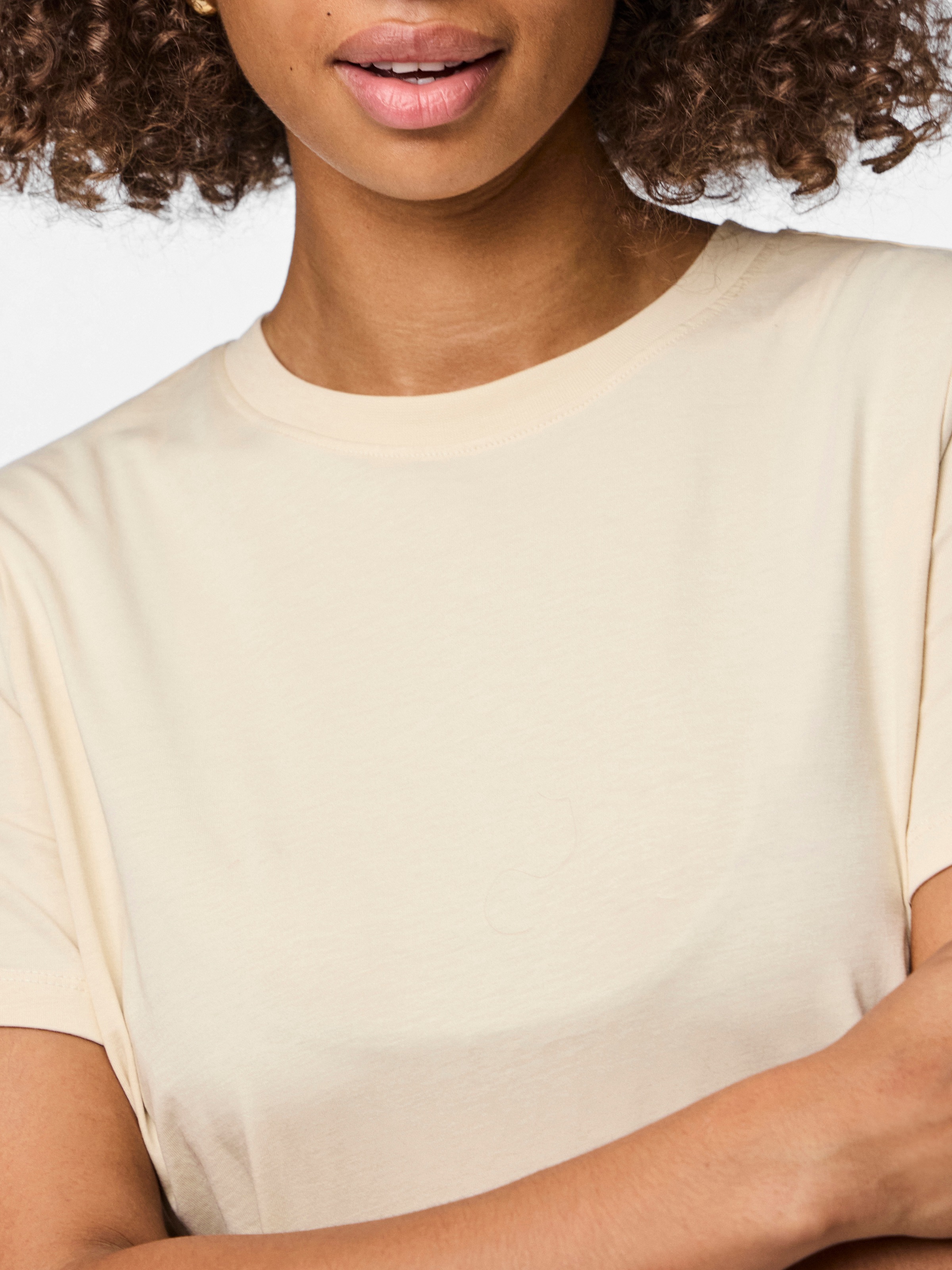 pieces Rundhalsshirt »PCRIA SS SOLID TEE NOOS BC«