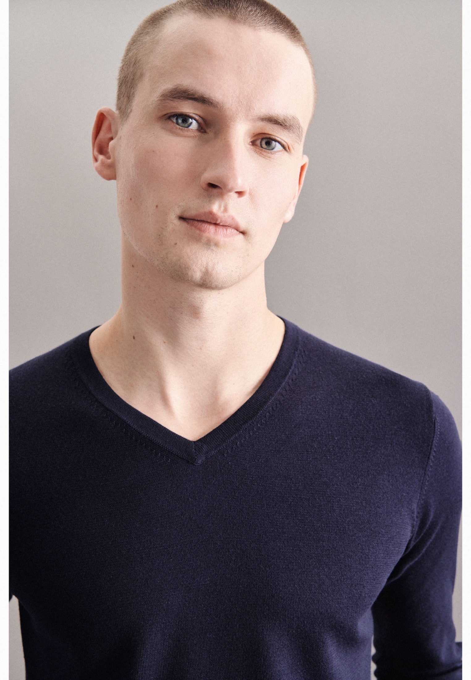 seidensticker Strickpullover »Schwarze Rose«, Langarm V-Neck Uni
