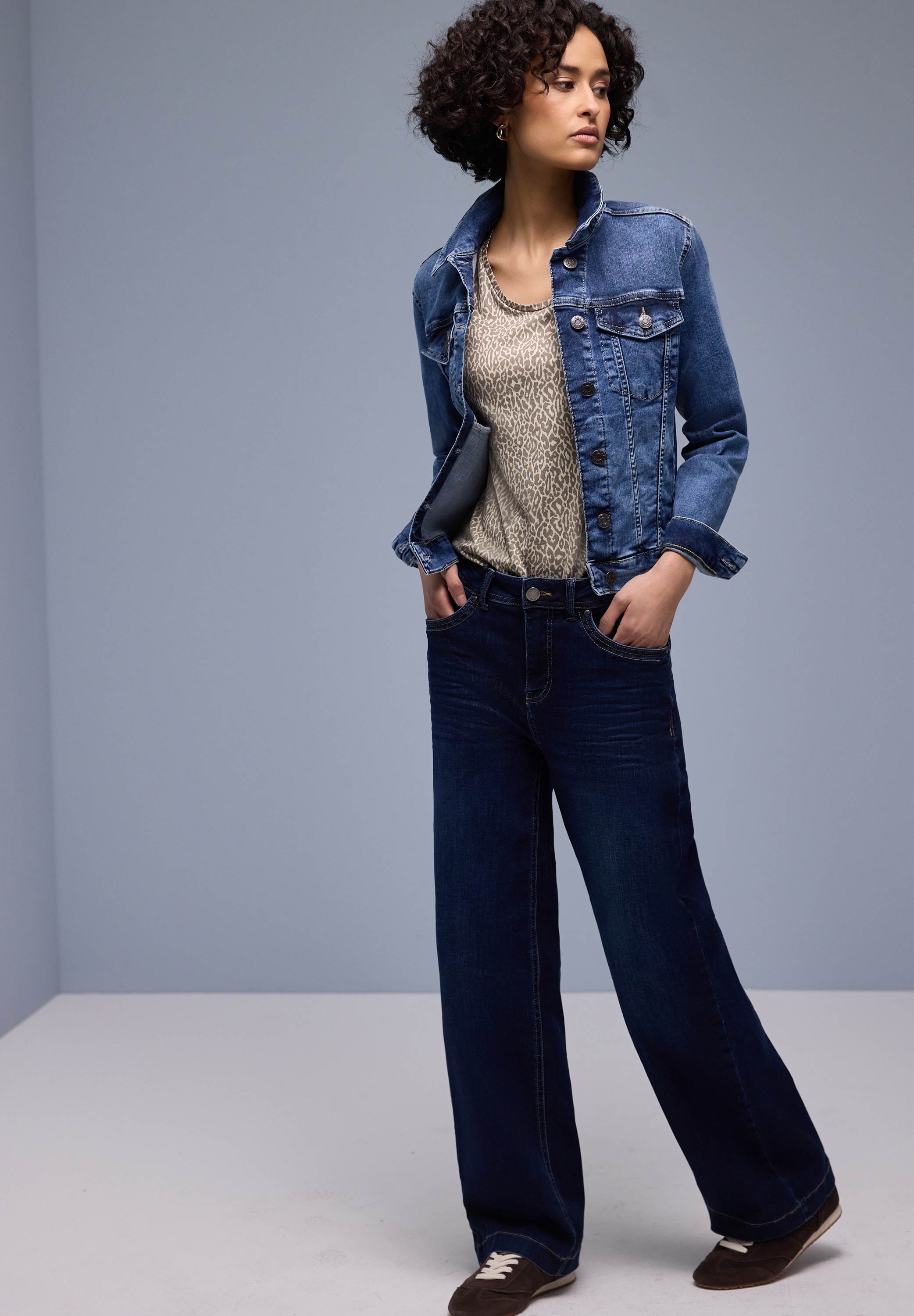 STREET ONE Kurzarmshirt mit Leo-Print