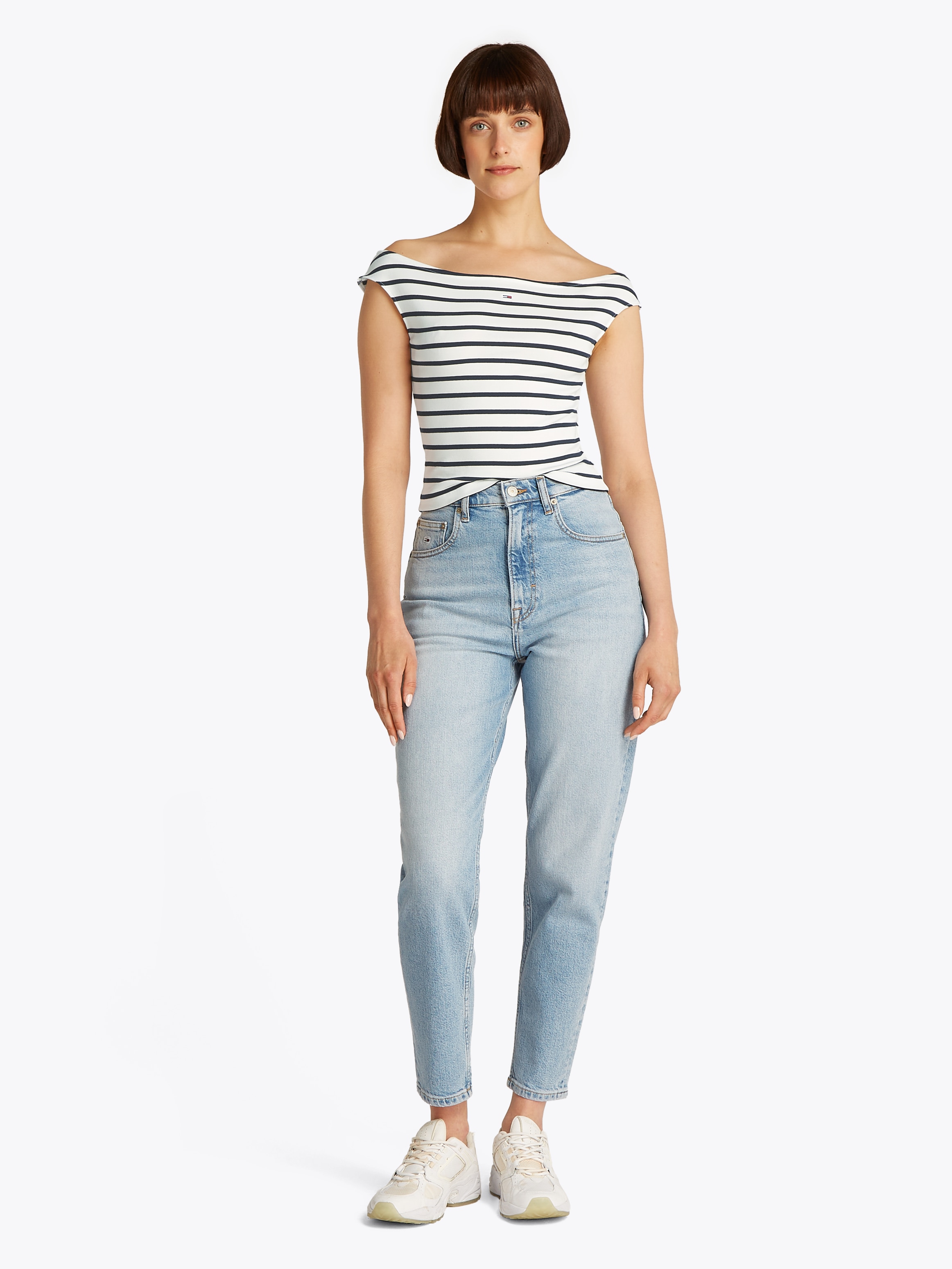 Tommy Jeans Tanktop »TJW BOAT NECK TOP SS EXT«, mit Logostickerei