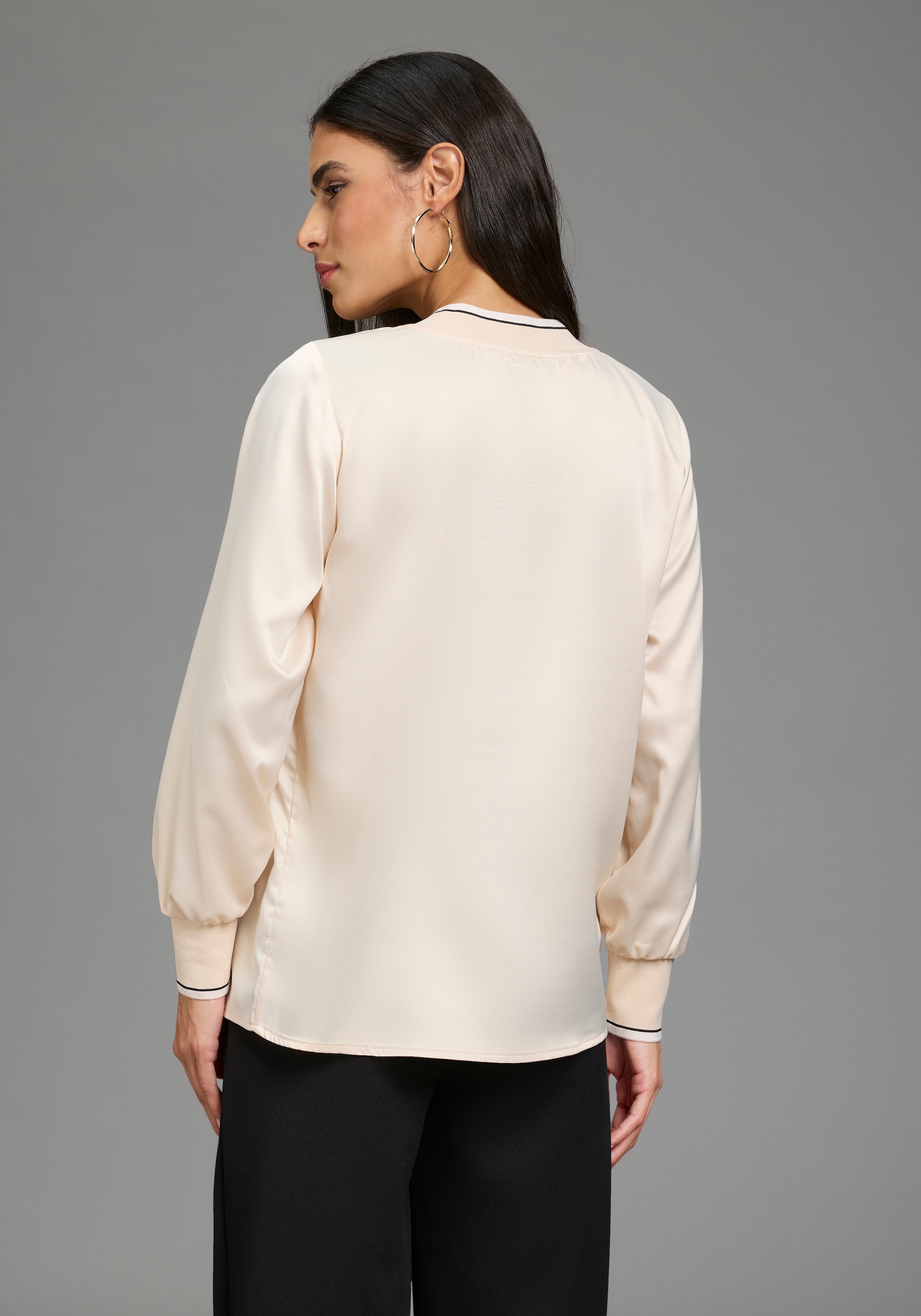 Laura Scott Satinbluse Langarm mit Rippbündchen, figurumspielende Passform