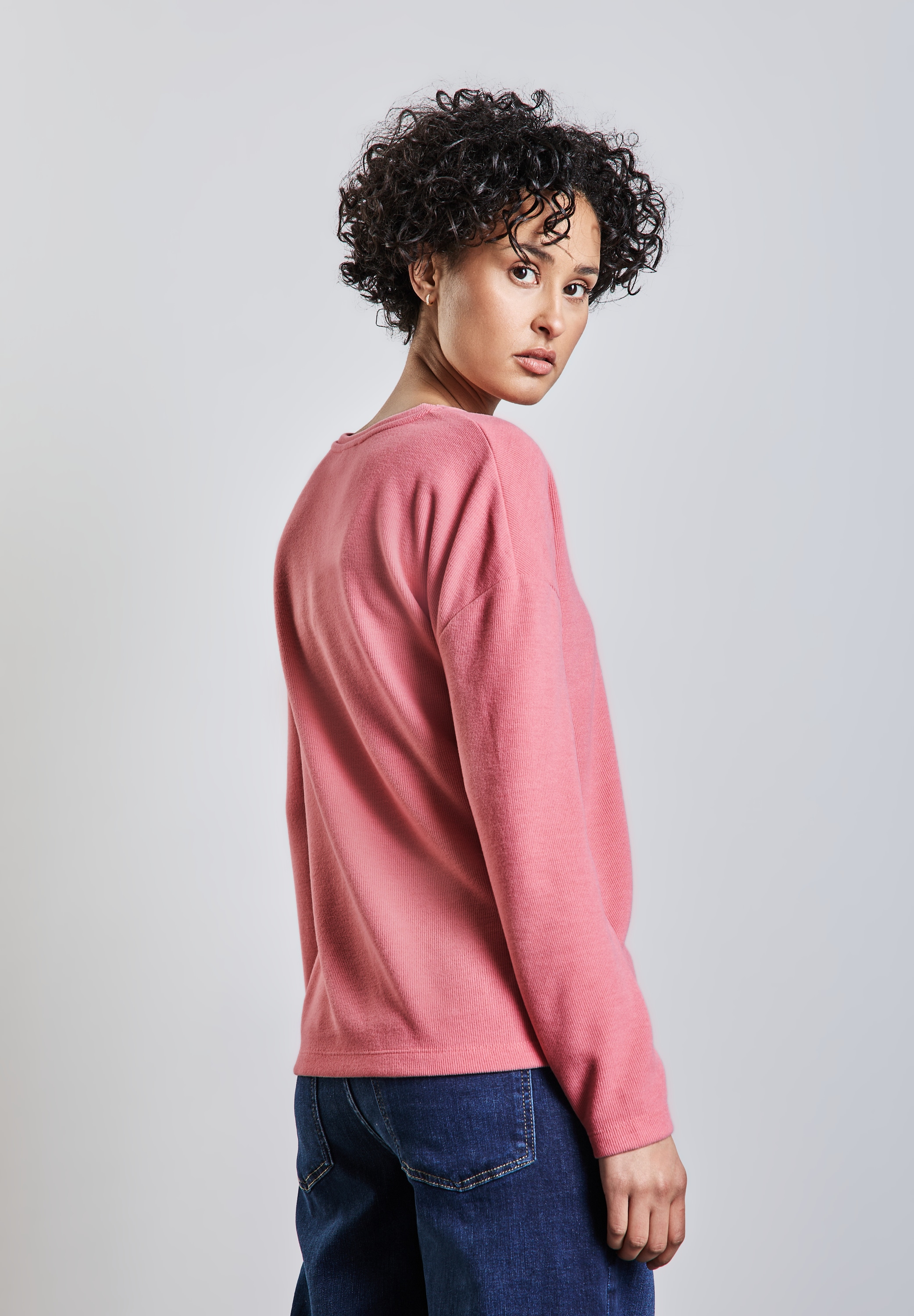 STREET ONE V-Ausschnitt-Pullover, mit V-Ausschnitt