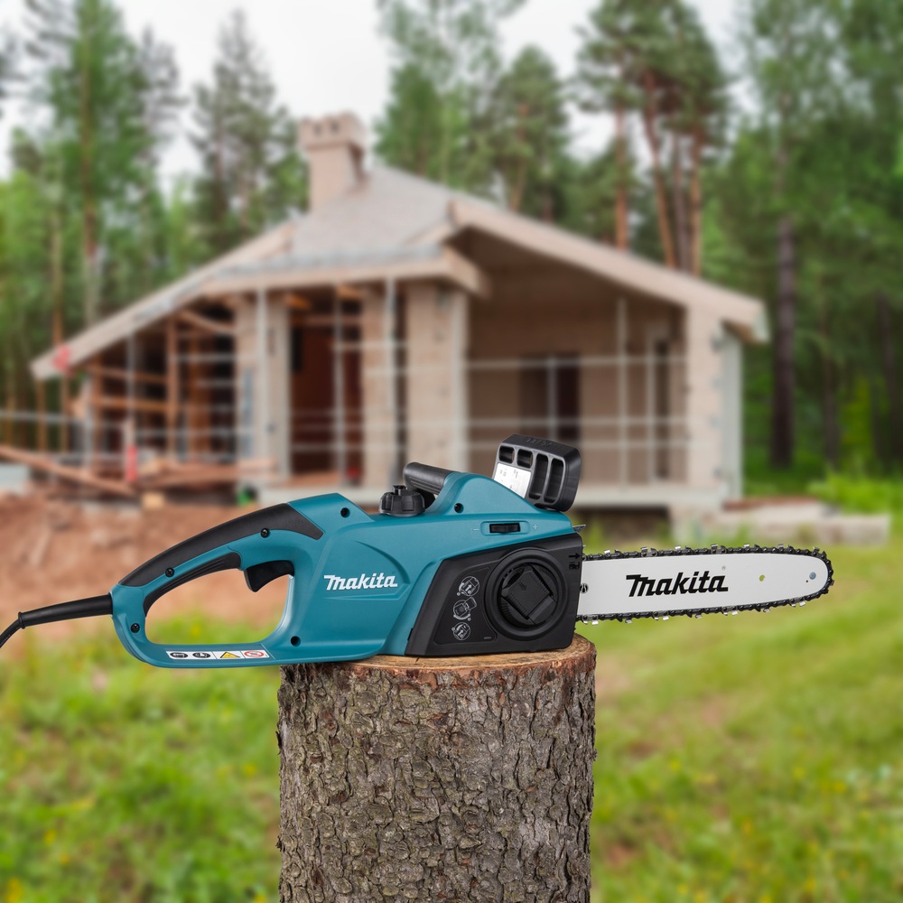 Makita Elektro-Kettensäge »»UC3041A« 1.800 W, 14,5 m/s, 30 cm« leistungsfähig,werkzeuglose Kettenspannung +Ketten-und Schienenwechsel