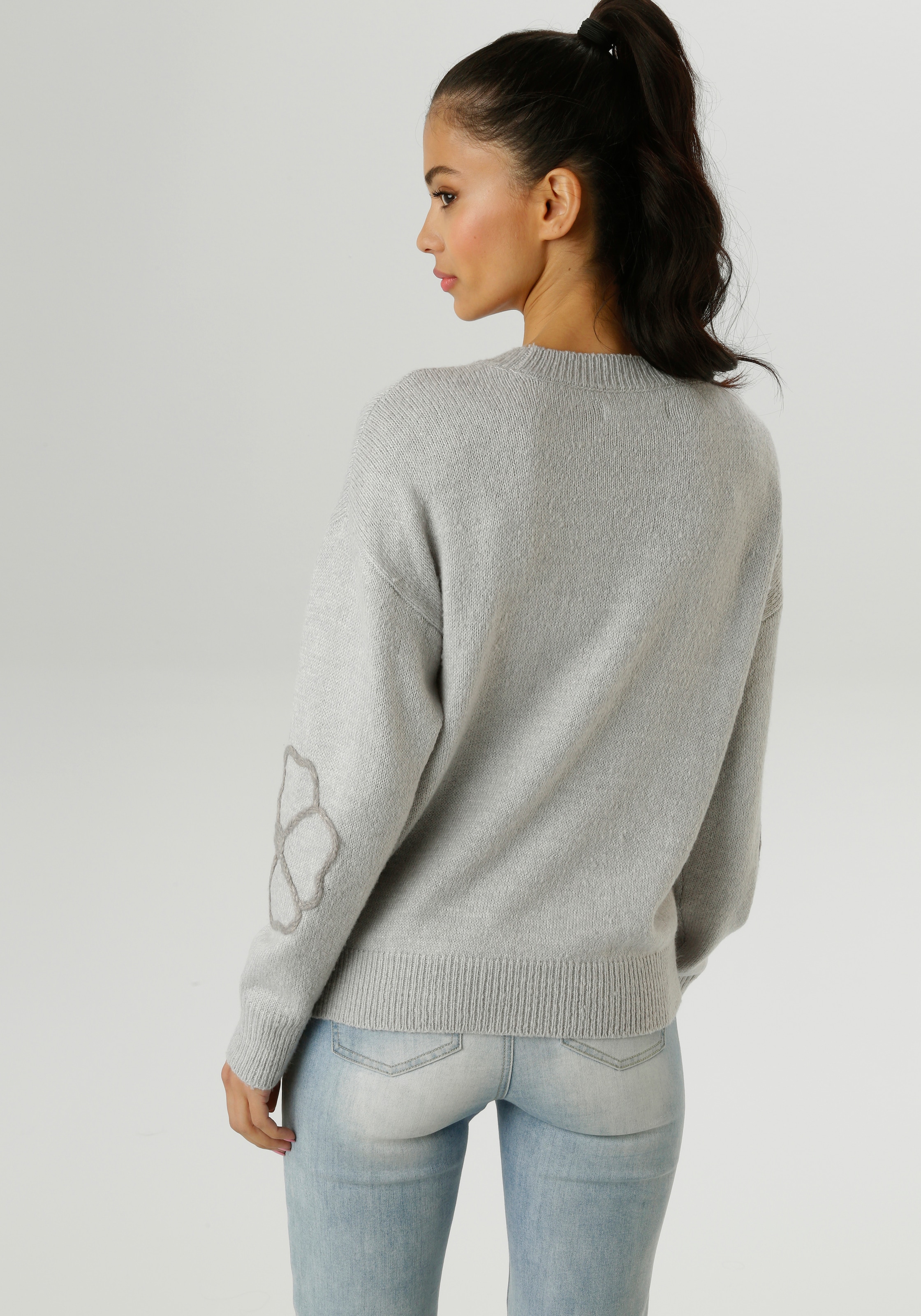 Aniston SELECTED Strickpullover, vorne mit funkelnden Glitzersteinen verziert - NEUE KOLLEKTION