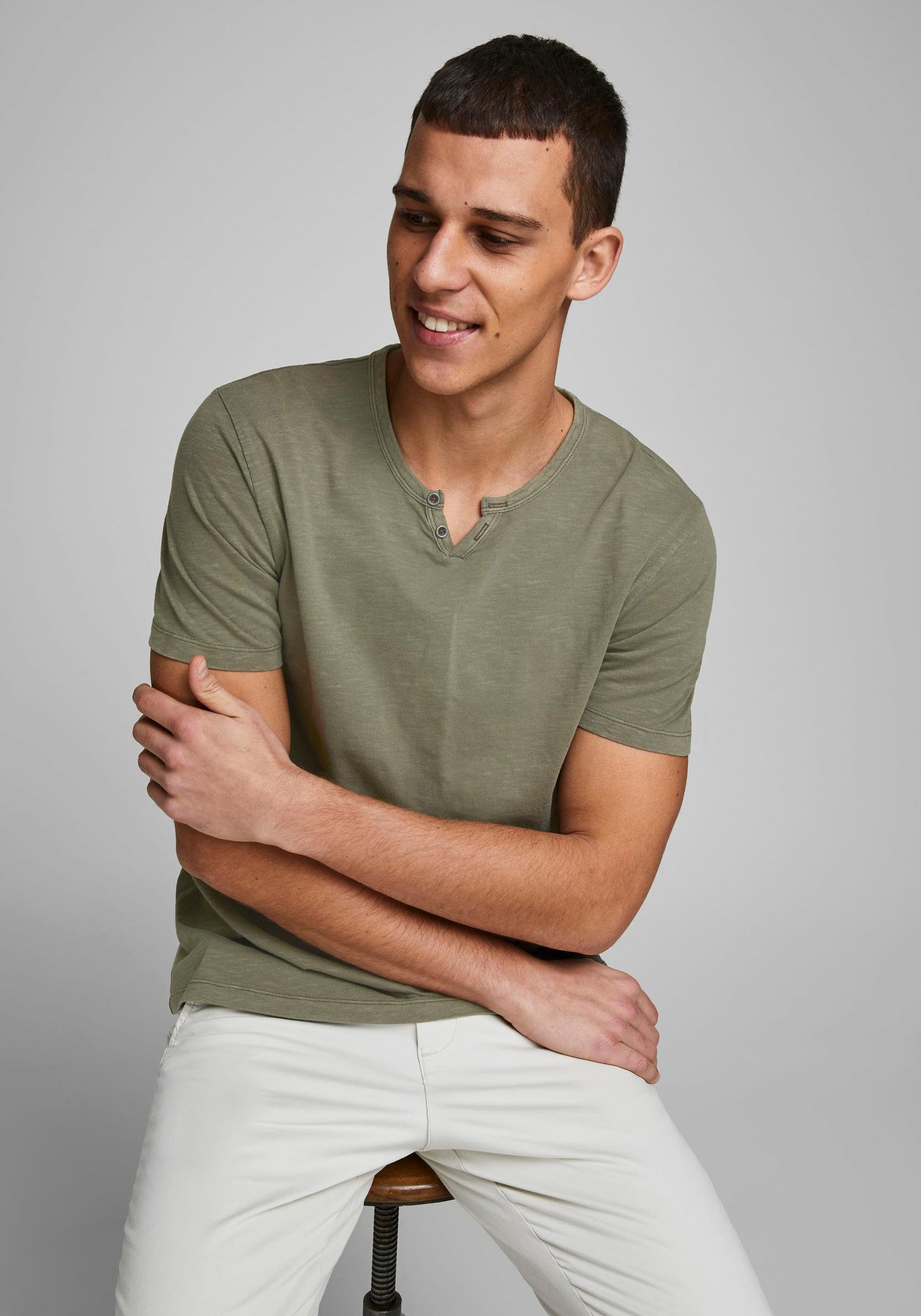 Jack & Jones T-Shirt »SPLIT NECK TEE«