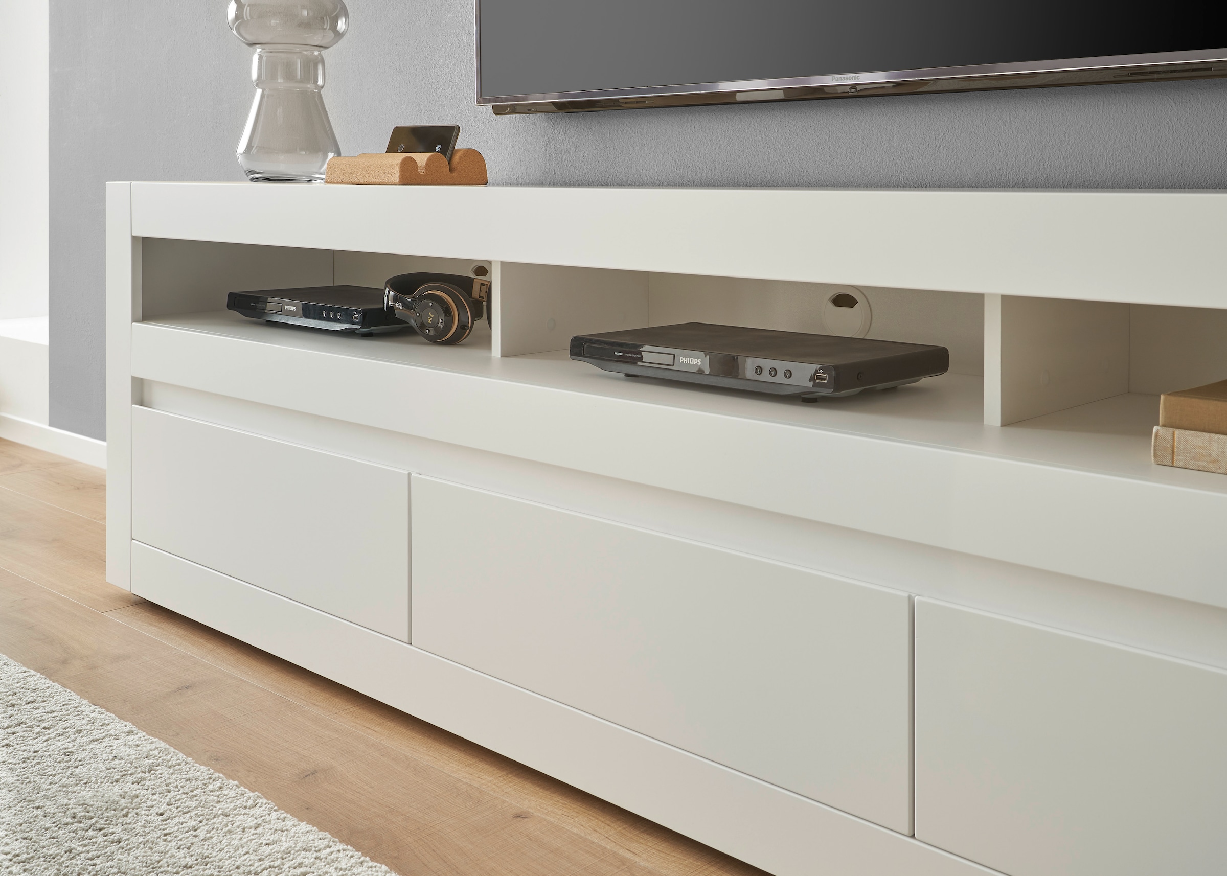 INOSIGN Lowboard »Chester, moderner TV-Unterschrank, Kommode mit Stauraum, Weiß Matt«, (1 St.), austauschbare Blende in Griffleiste, zeitloses Design, 217 cm breit