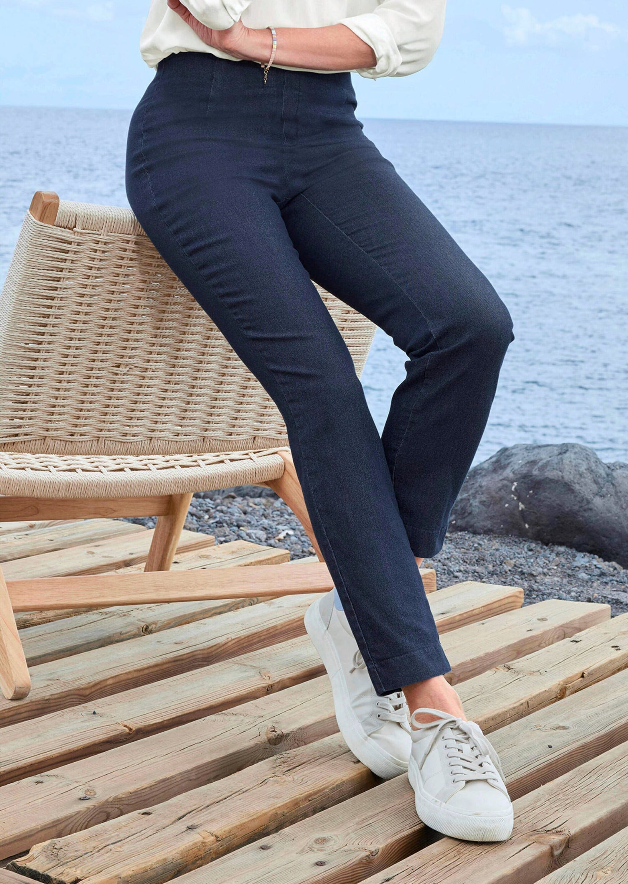 GOLDNER Chinohose »Bengalinhose LOUISA in Denim-Optik«