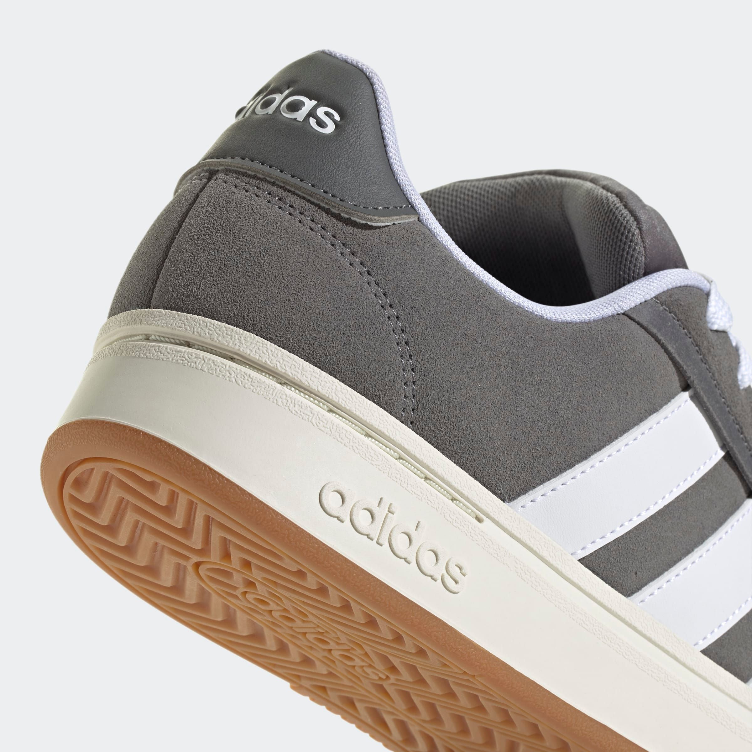 adidas Sportswear Sneaker »GRAND COURT ALPHA«  Design inspiriert vom adidas Campus 00