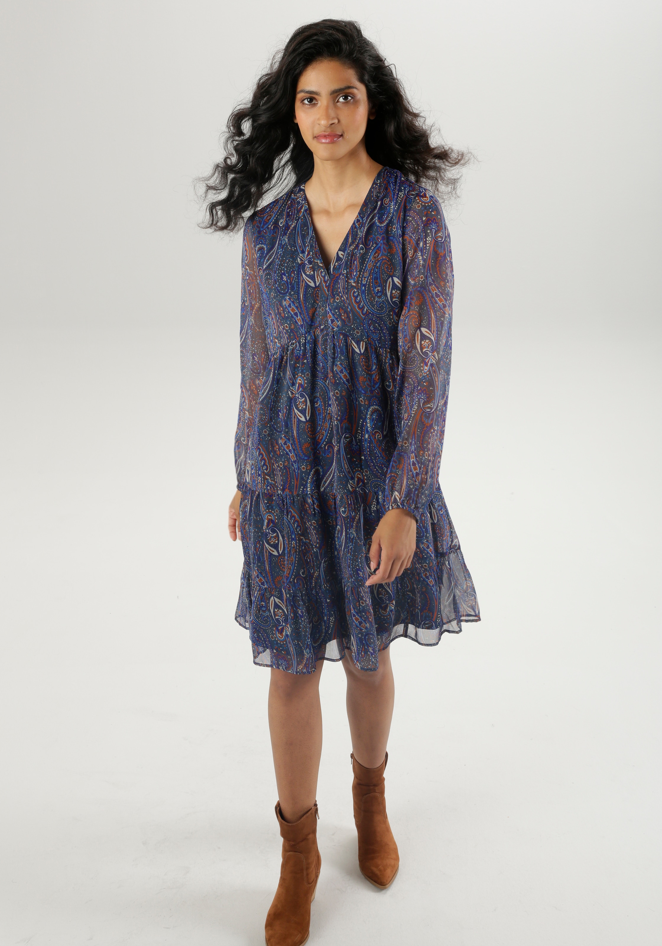 Aniston CASUAL Blusenkleid, mit farbharmonischem Paisley-Muster - NEUE KOLLEKTION