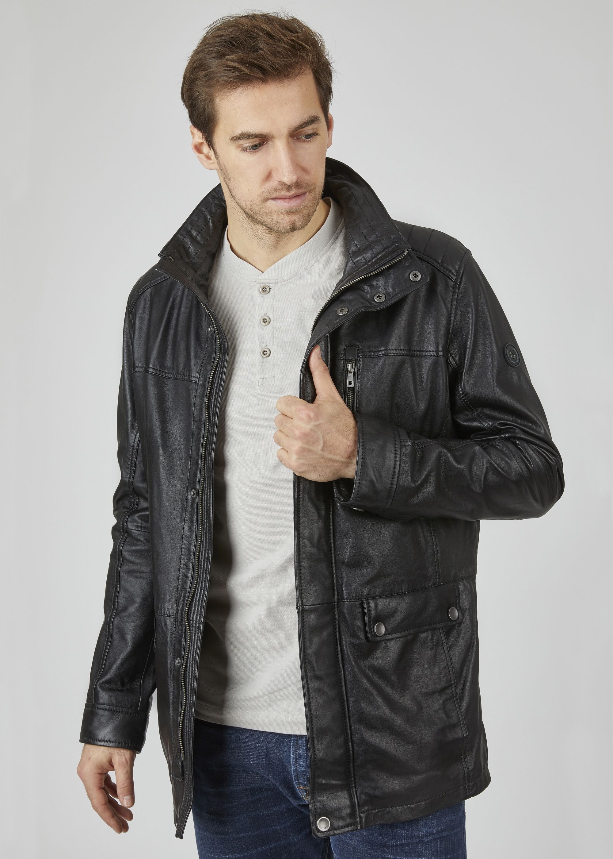 bugatti Blouson »BUANTONIO« ohne Kapuze mit Steppungen und Ziernähten