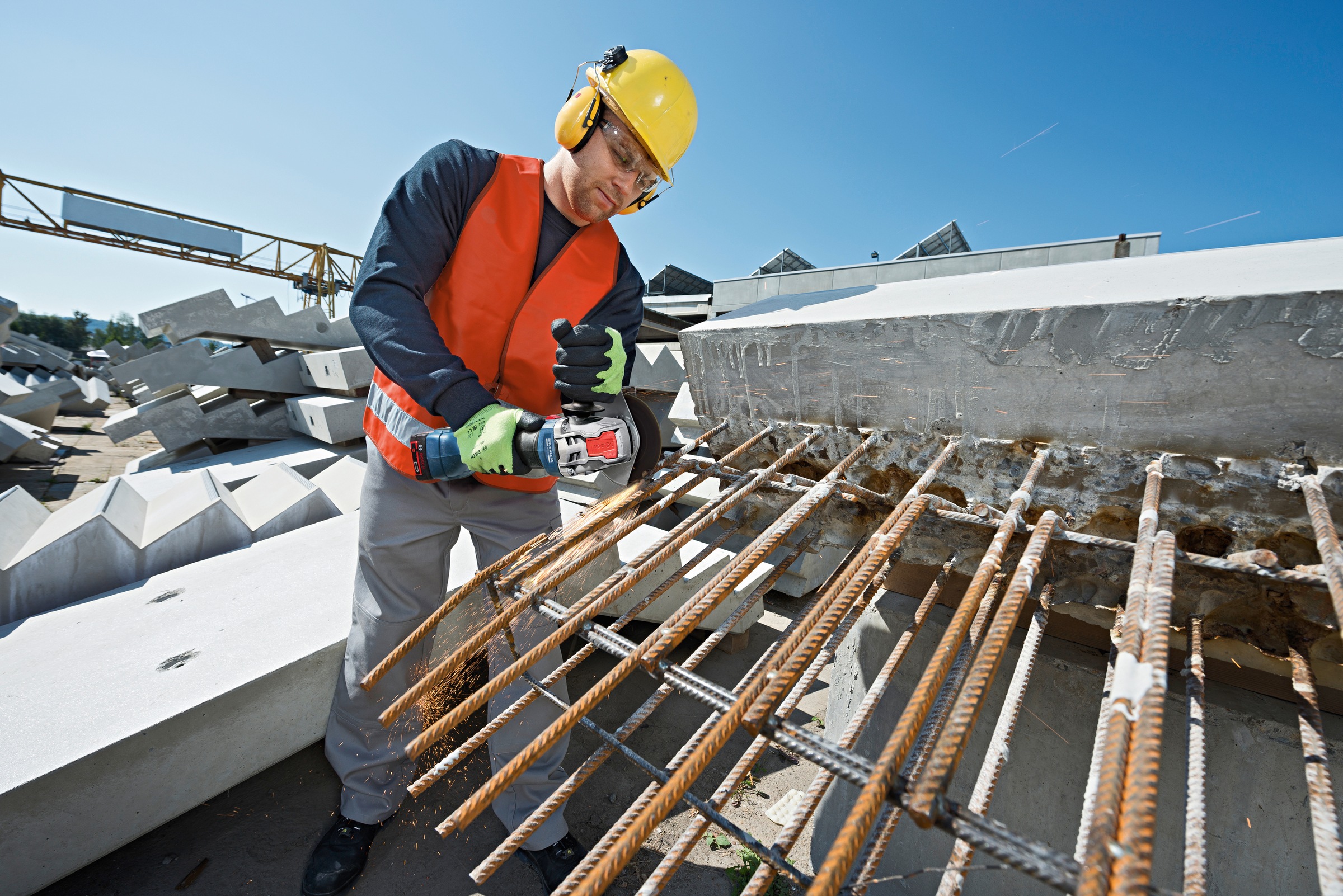 Bosch Professional Akku-Winkelschleifer »GWX 18V-10 SC (L) solo CLC«, ohne Akku und Ladegerät