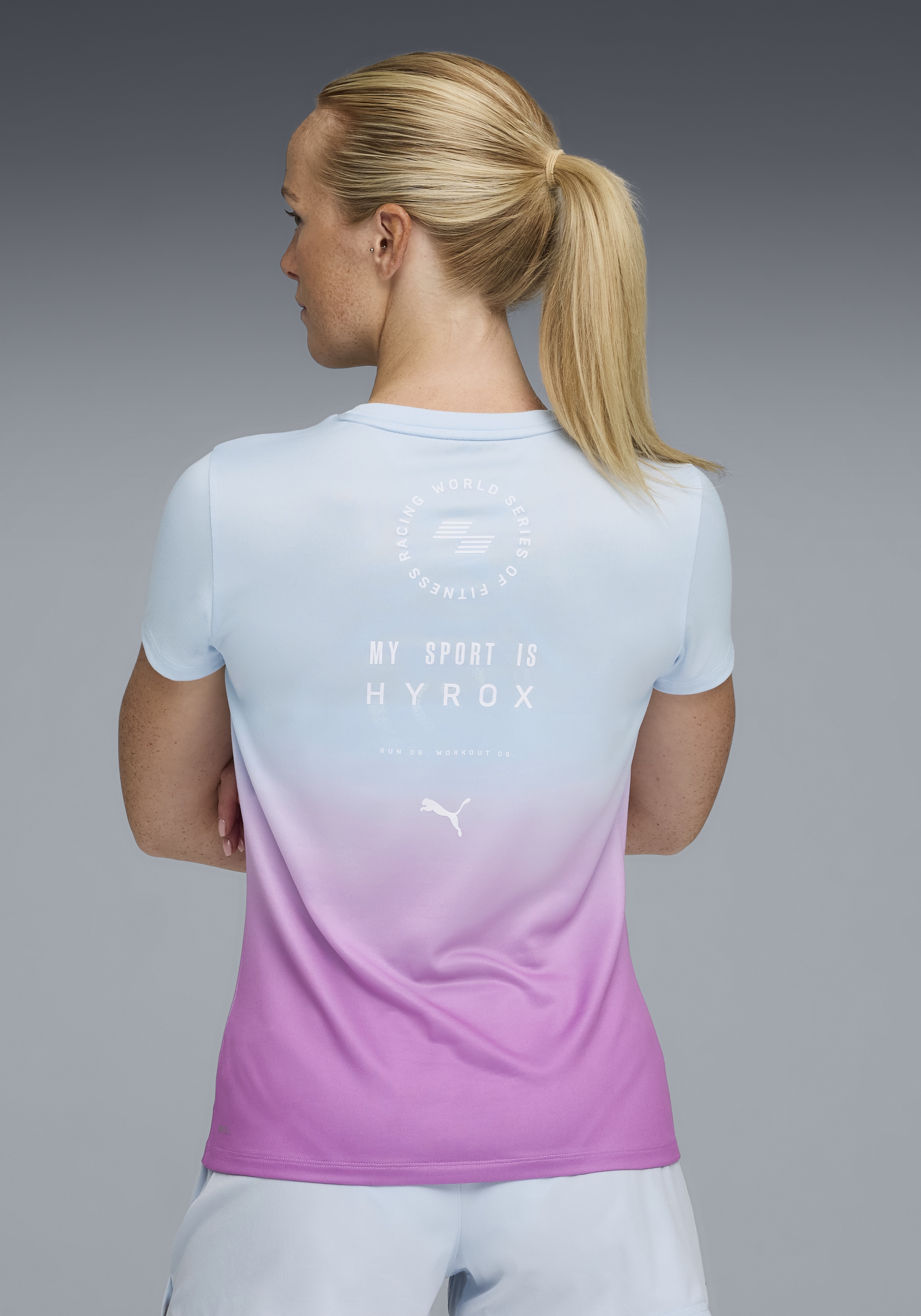 PUMA Trainingsshirt »W  X HYROX POLY GRAPHIC TEE« Regular Fit, kurze Ärmel, für Fitness, atmungsaktives Material