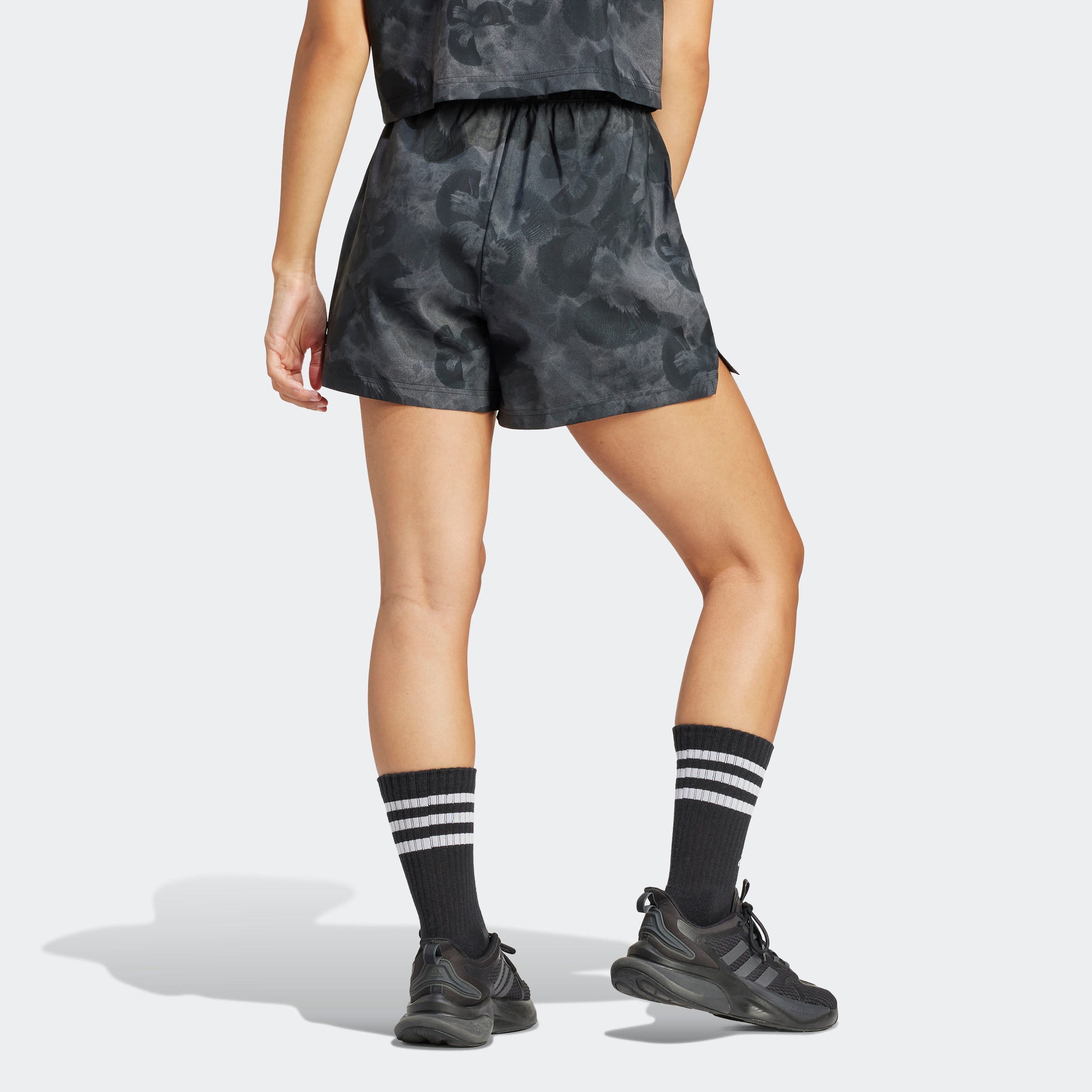 adidas Sportswear Shorts »W AOP SHORT«, (1 tlg.)