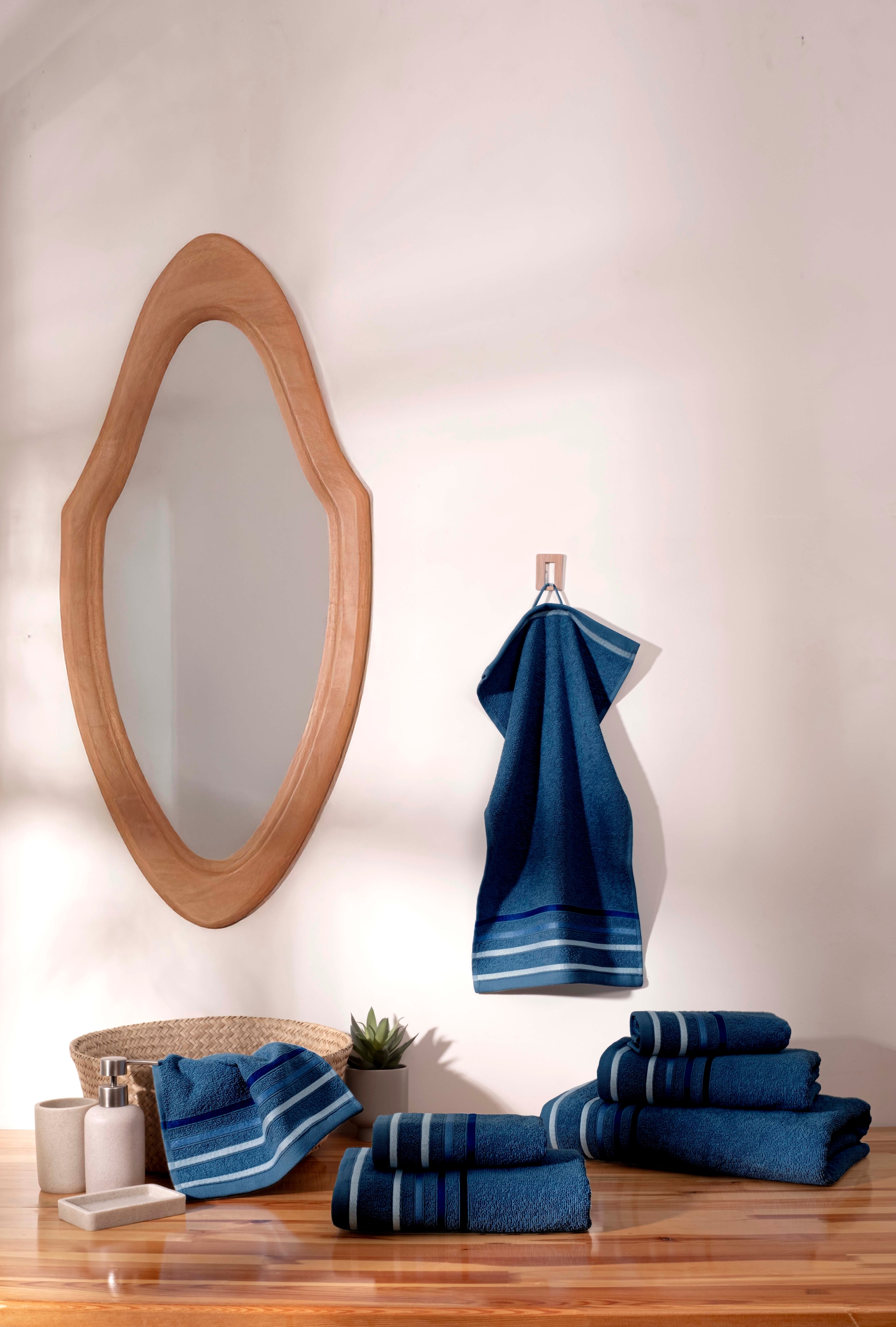 my home Handtuch Set »Niki, Duschtuch, Handtücher und Gästetücher« Set Walkfrottee Handtücher mit mehrfarbiger Streifenbordüre, weich, aus 100% Baumwolle