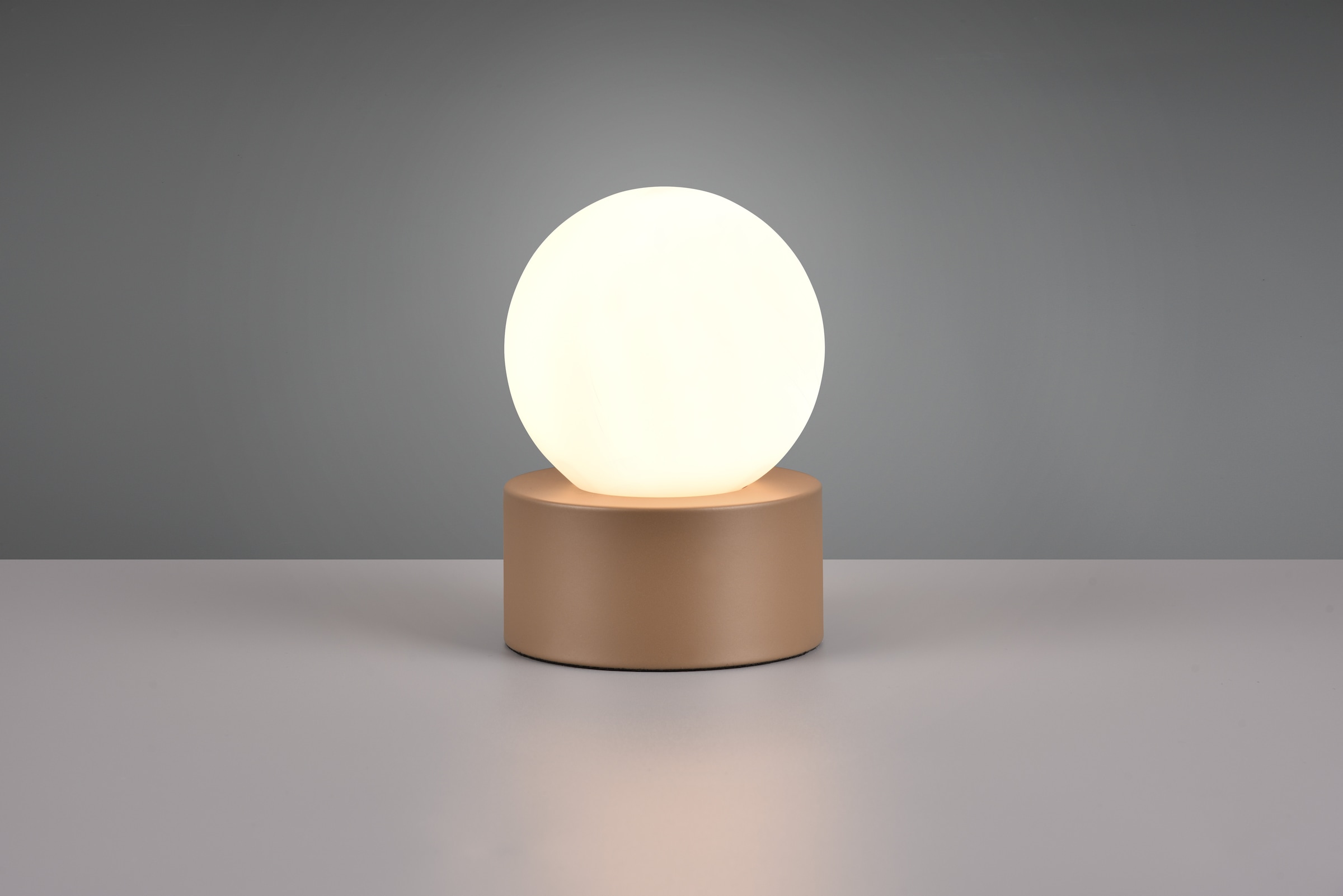 TRIO Leuchten Tischlampe »COUNTESS, Tischleuchte Glas Kugel exkl 1x E14 max 25W Nachttischlampe«, 1 flammig, Leuchtmittel E14 | Leuchtmittel wechselbar, Wohnzimmer Tischlampe mit On/Off Touch Steuerung Ø12cm Glasschirm weiß