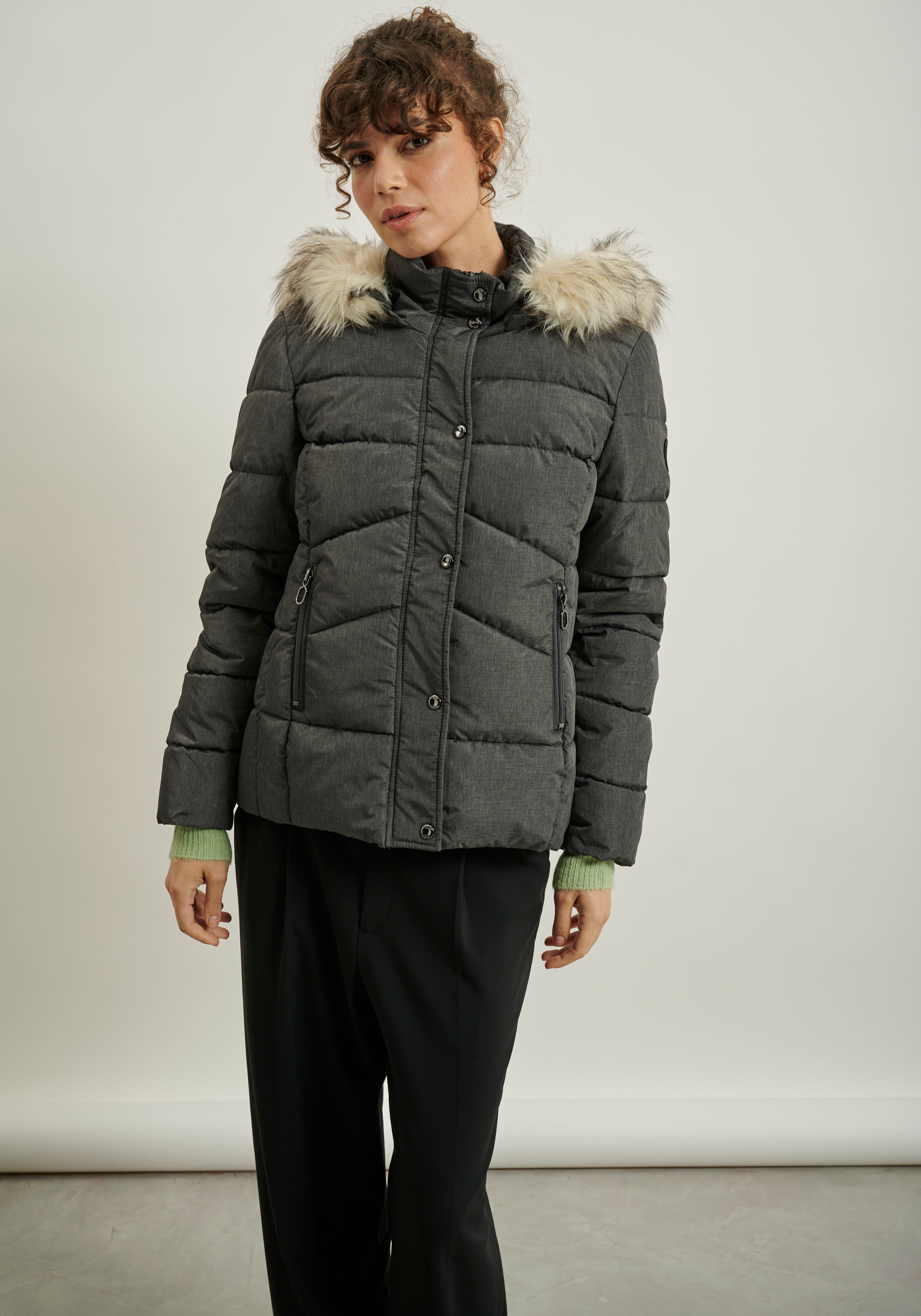 Haily’S Damen Steppjacke »LS P JK Am44y« mit Kapuze in grau, Größe XXL (44)