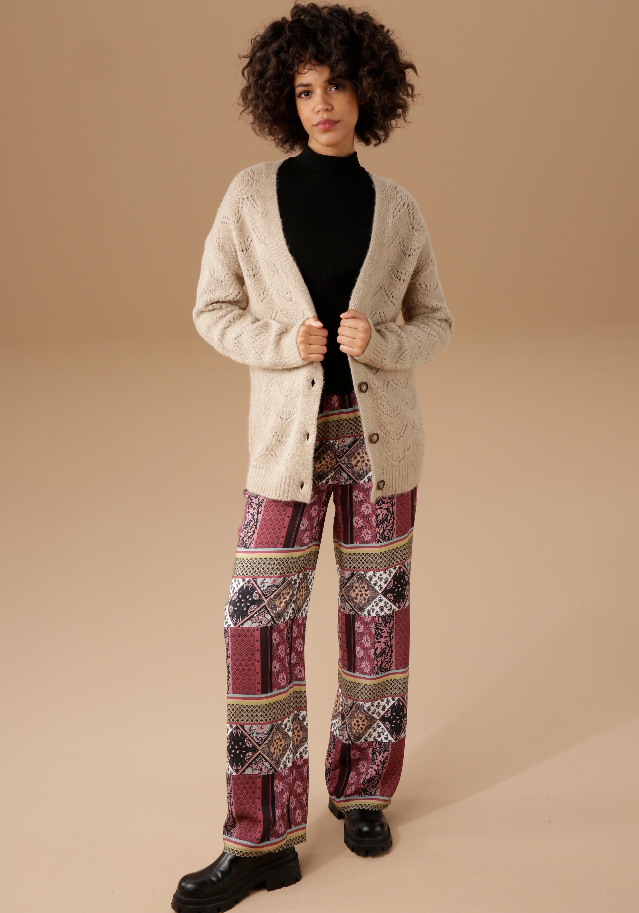 Aniston CASUAL Strickjacke, mit Ajourstrickmuster kaufen