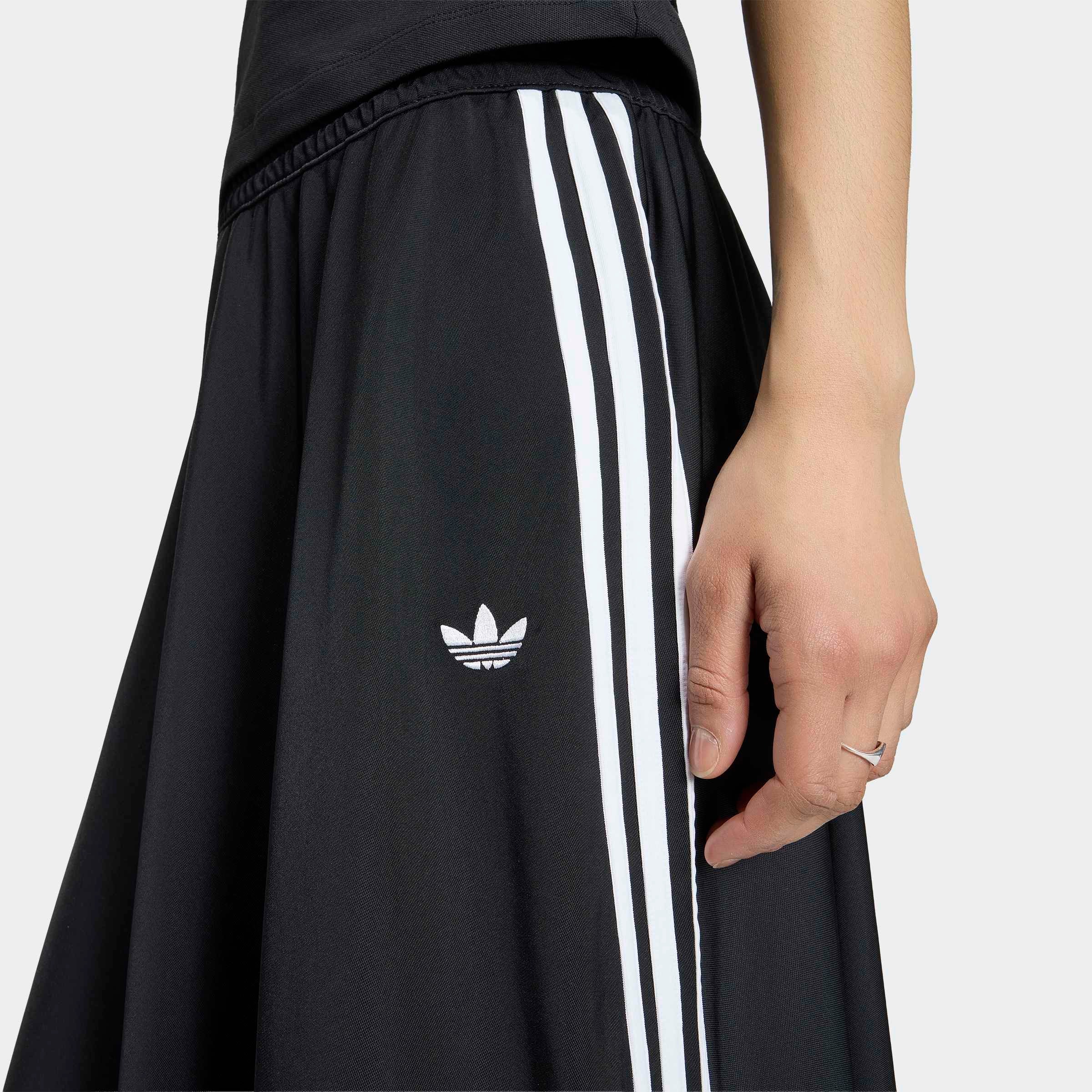 adidas Originals Shirtkleid »FIREBIRD SKIRT« im sportlichen Stil, mit Druckknopfverschluss