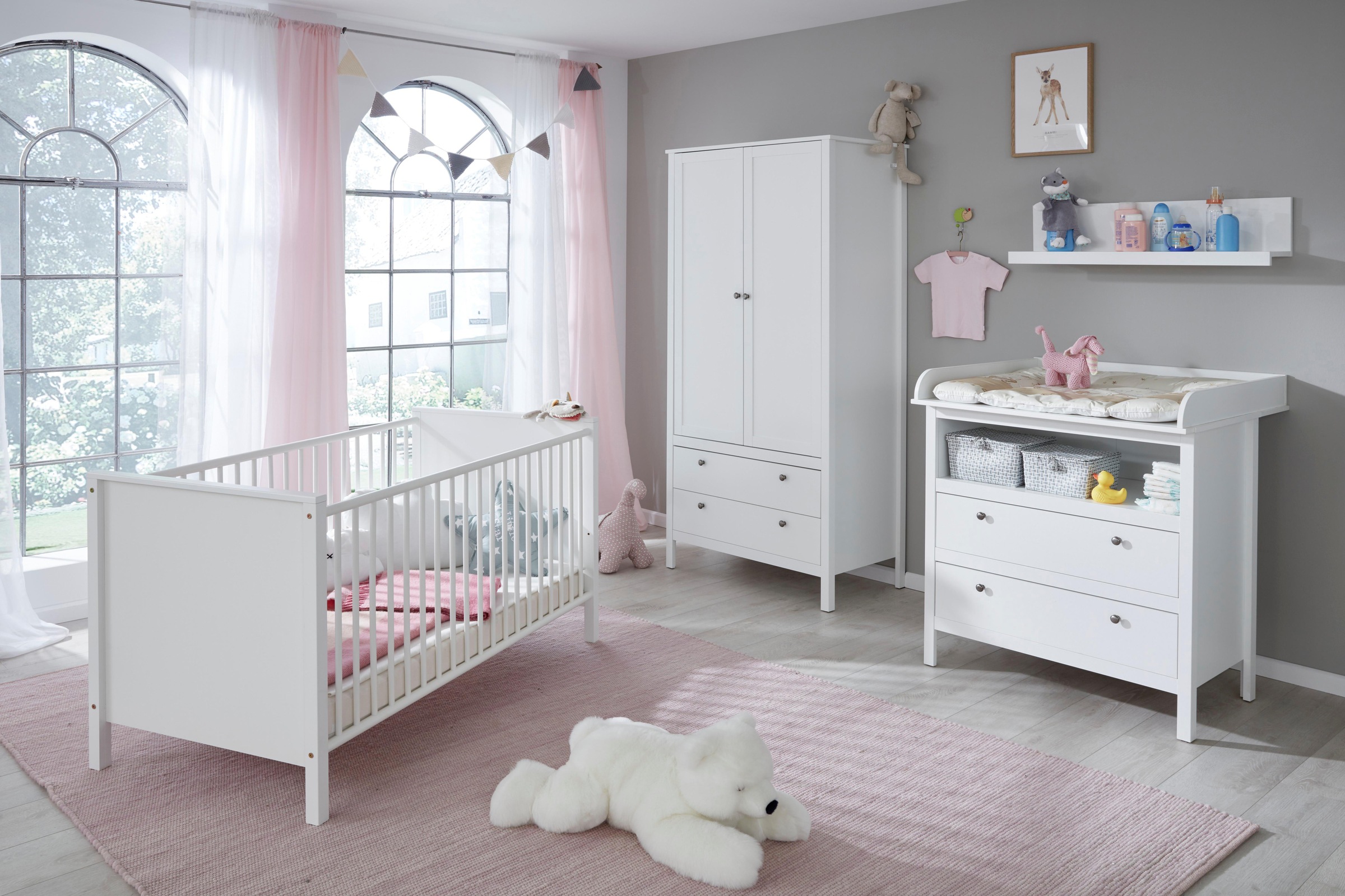 Babyzimmer-Komplettset »Westerland«, (Set, 4 St.), (4 tlg.) Bett + Wickelkommode + 2 trg. Schrank + Wandbord