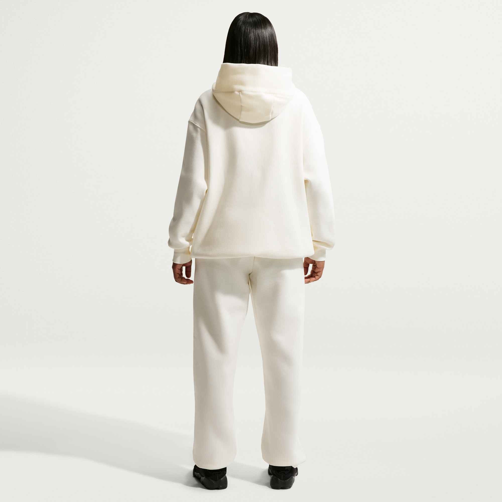 Nike Sportswear Kapuzensweatshirt »W NSW PHNX FLC OS GFX HDY«, mit Kordelverschluss, atmungsaktives Material, gerader Abschluss
