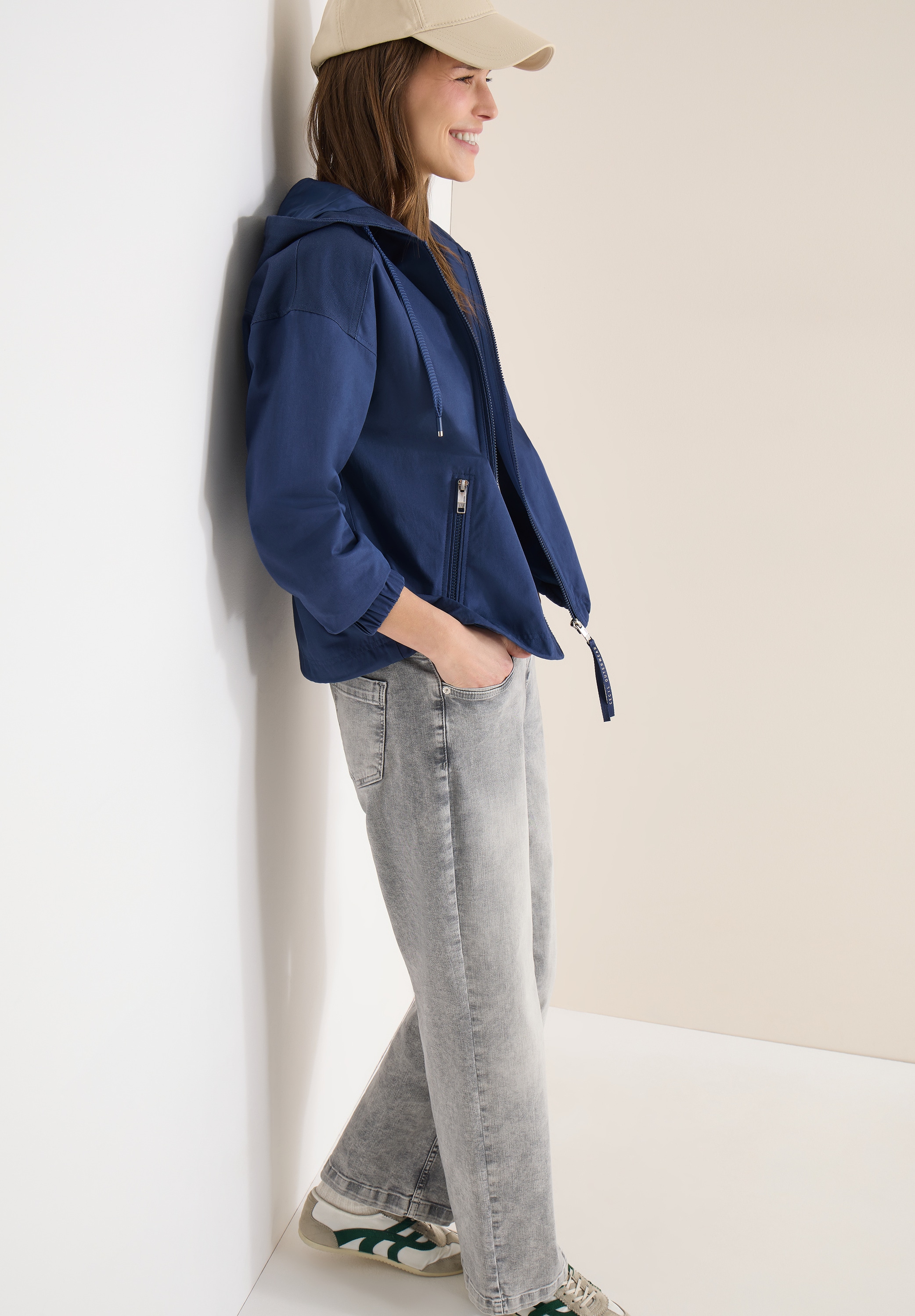 Cecil Kurzjacke mit Kapuze mit Kapuze