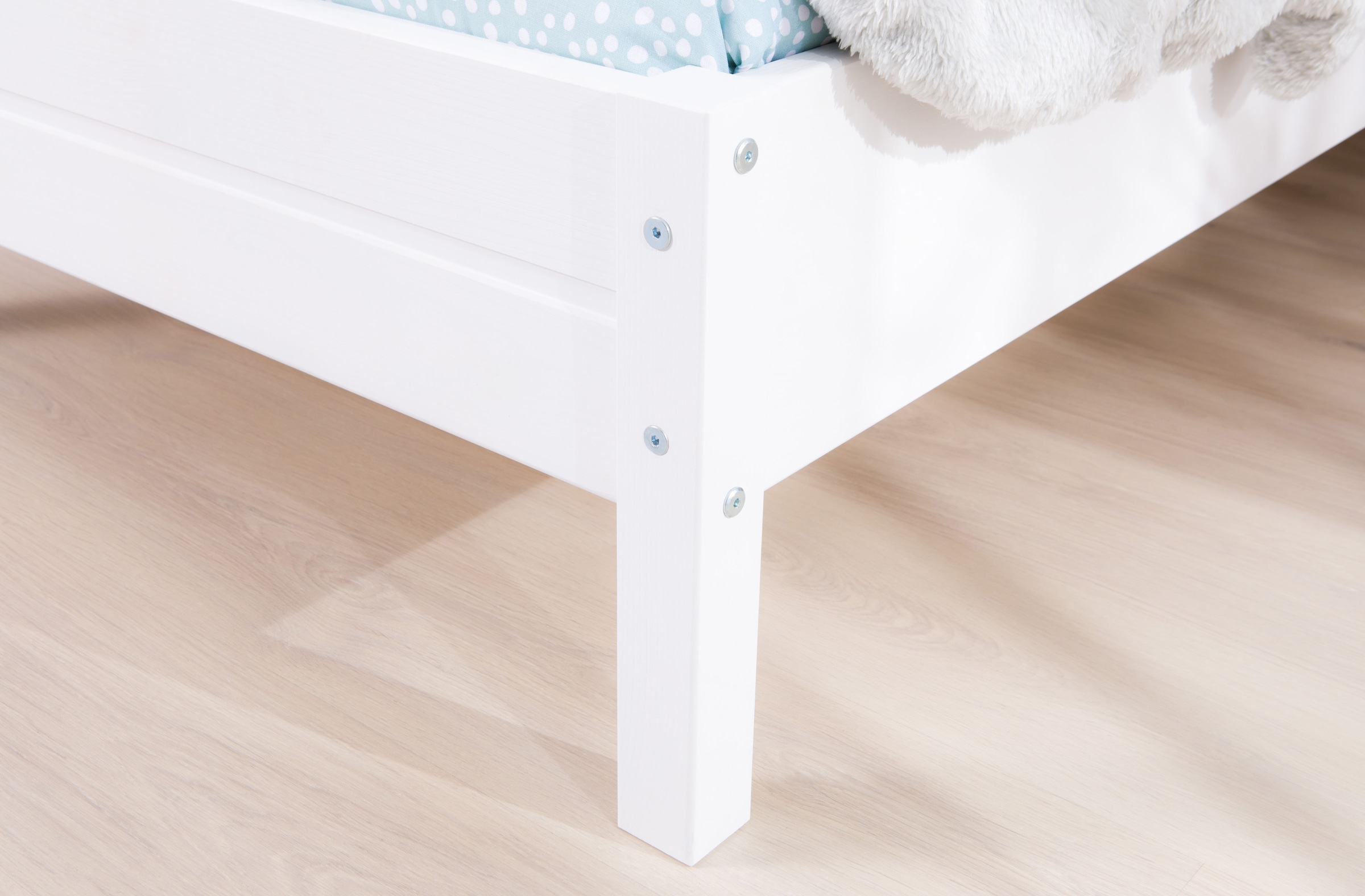 Ticaa Futonbett »Merci« Einzelbett, aus Kiefer Massivholz, inkl. Rollrost