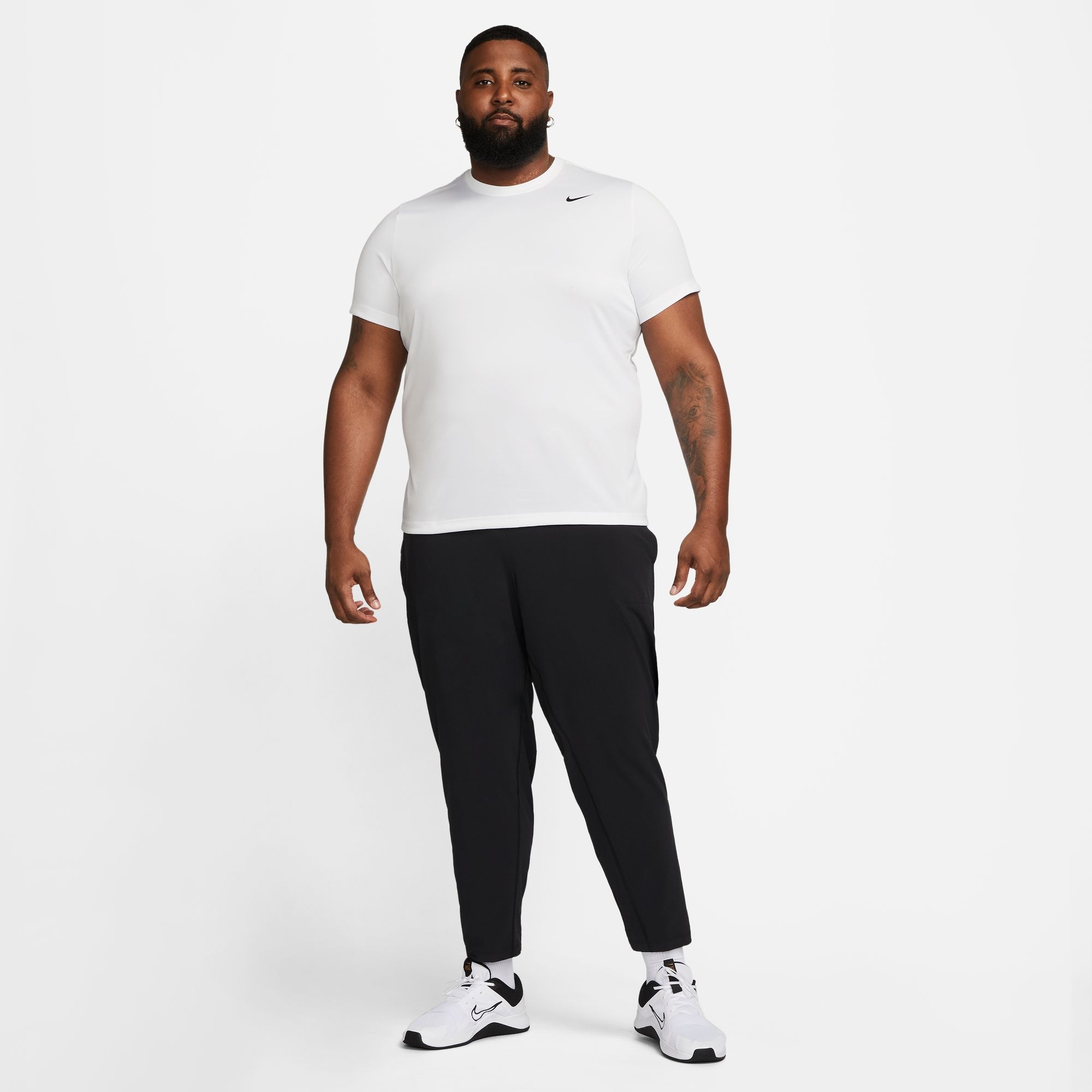 Nike Trainingsshirt »DRI-FIT LEGEND MEN'S FITNESS T-SHIRT« lockere Passform, Kurzarm, für vielseitige sportliche Aktivitäten
