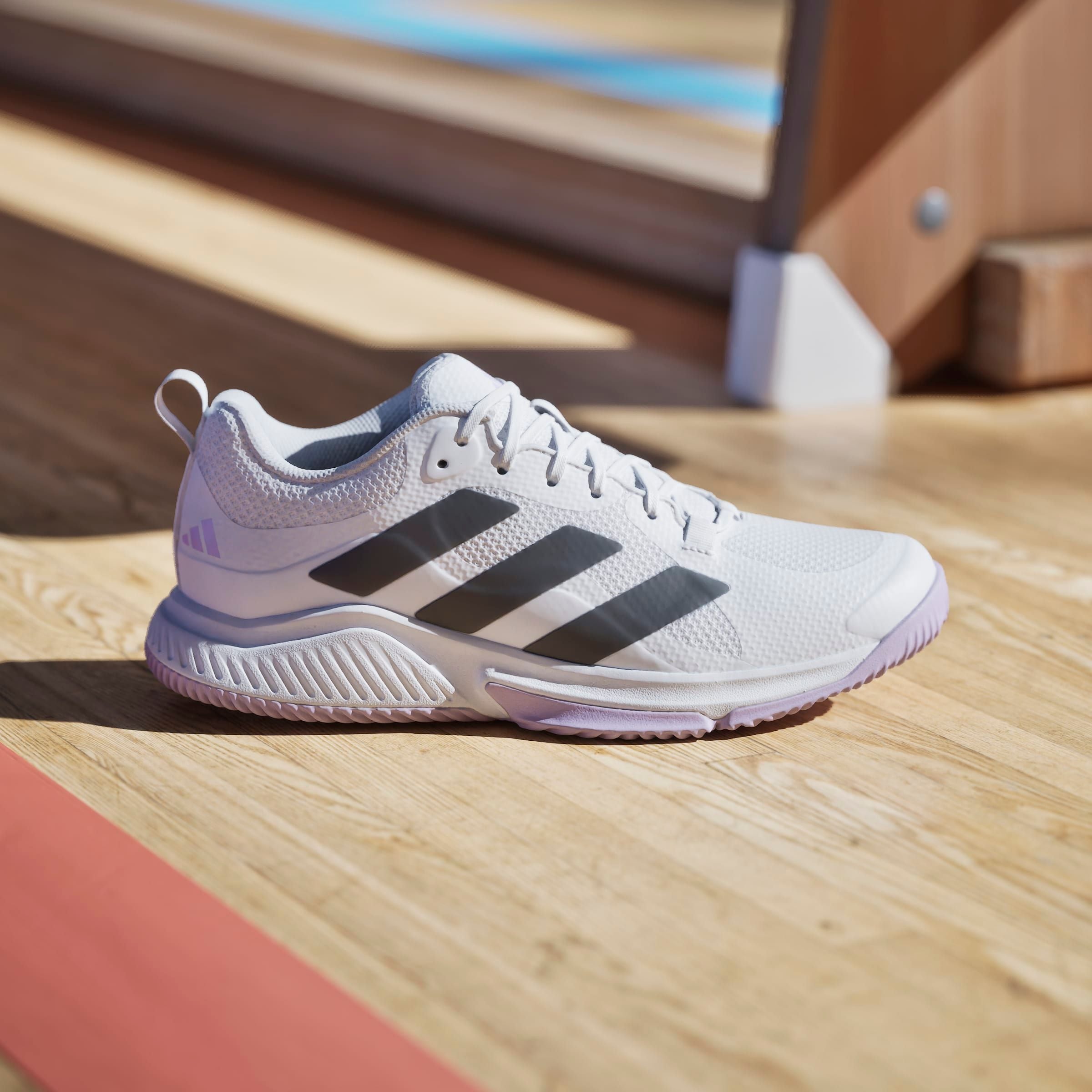 adidas Performance Hallenschuh »COURT TEAM BOUNCE 2.0«, geeignet für jeden Hallensport