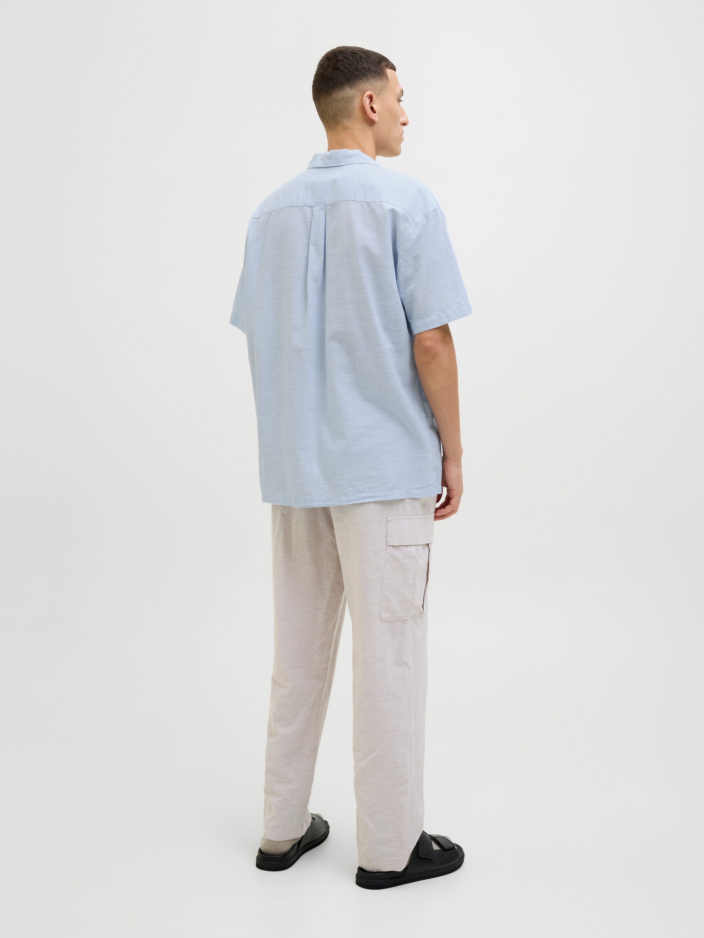 Jack & Jones Kurzarmhemd »JJESUMMER RESORT SHIRT SS SN«, mit Resort Kragen
