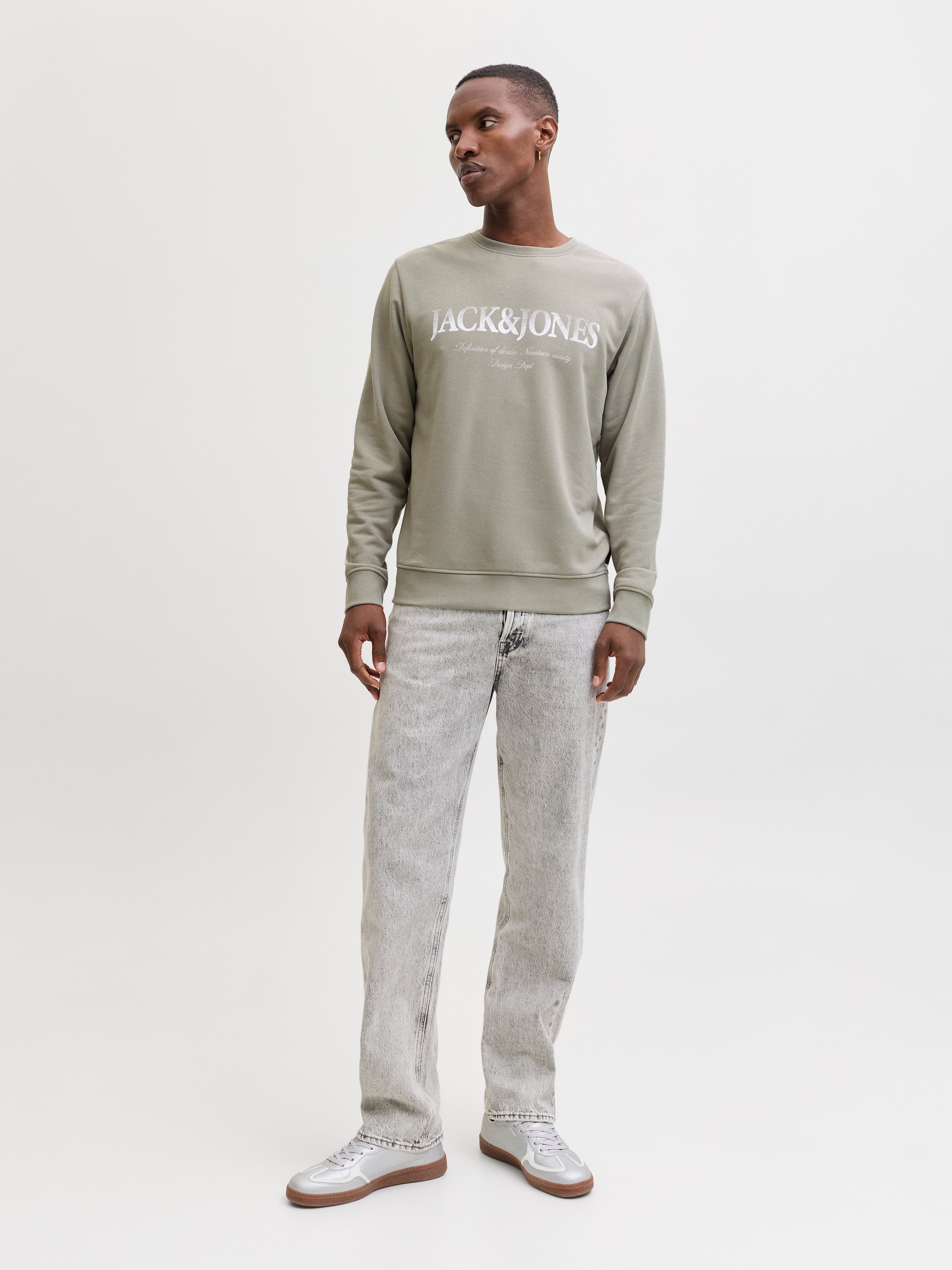 Jack & Jones Sweatshirt »JJDEVIN DAYTONA PRINT SWEAT CREW NECK«
