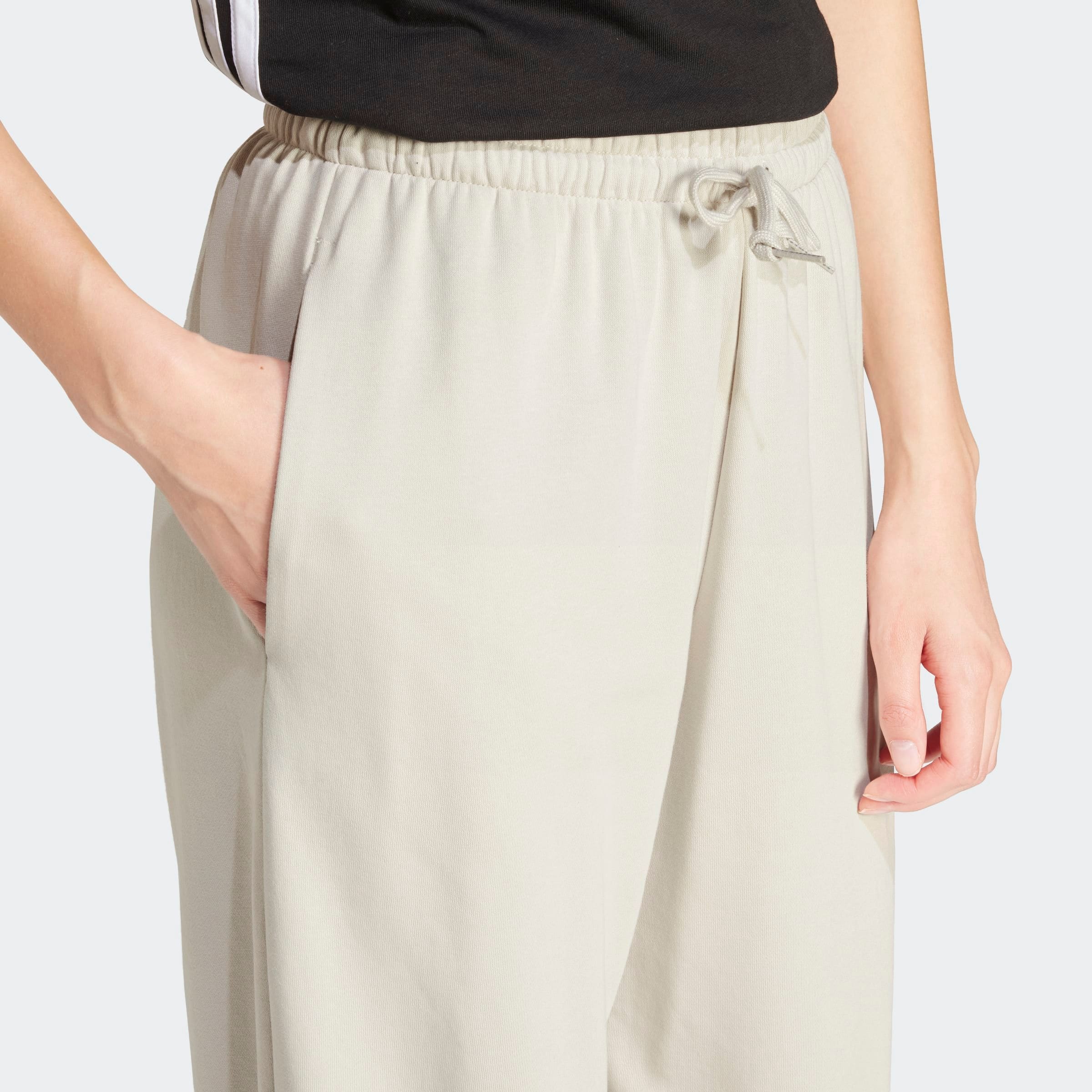 adidas Sportswear Sporthose »W SL FT CF PT«, (1 tlg.), Jogginghose aus weichem French Terry Material