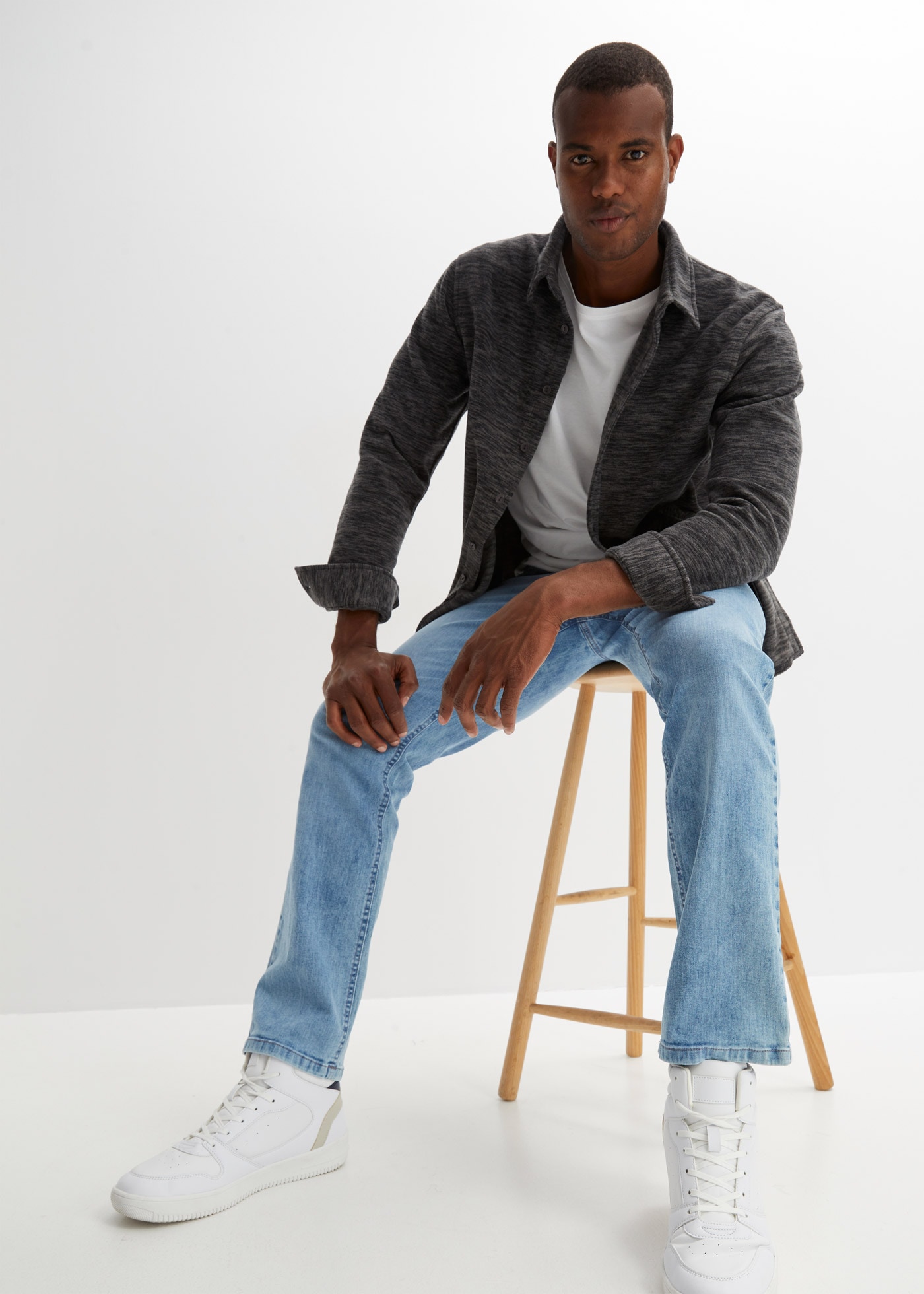 bonprix Regular-fit-Jeans »Regular Fit Stretch-Jeans m. Komfortschnitt, Straight« Regular Fit Stretch-Jeans m. Komfortschnitt, Straight