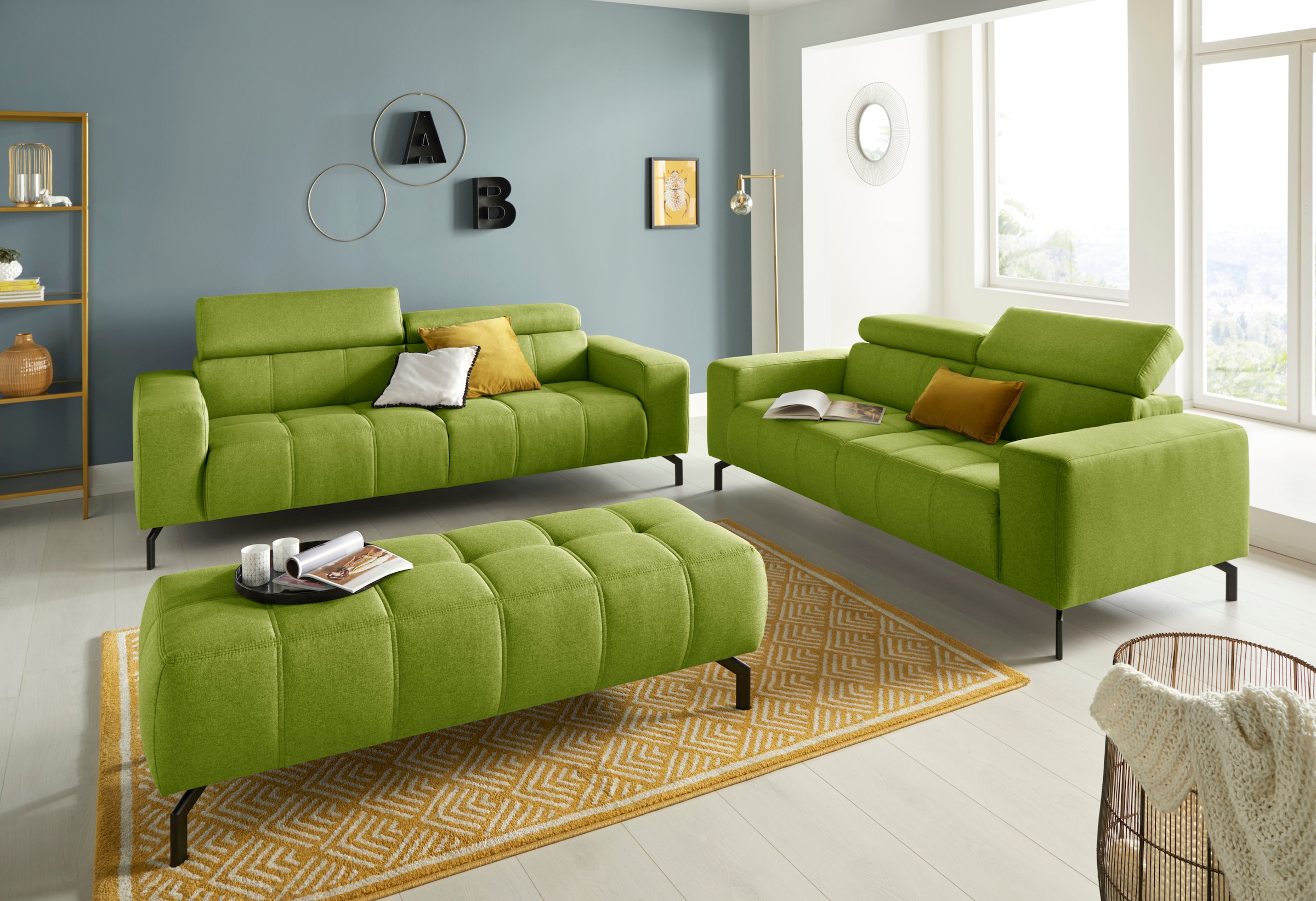 DOMO collection 2,5-Sitzer »Cunelli zeitlos und elegant, moderne Sitznähte als Designelement,« wahlweise mit 6-fach verstellbaren Kopfteilen, fester Sitzkomfort