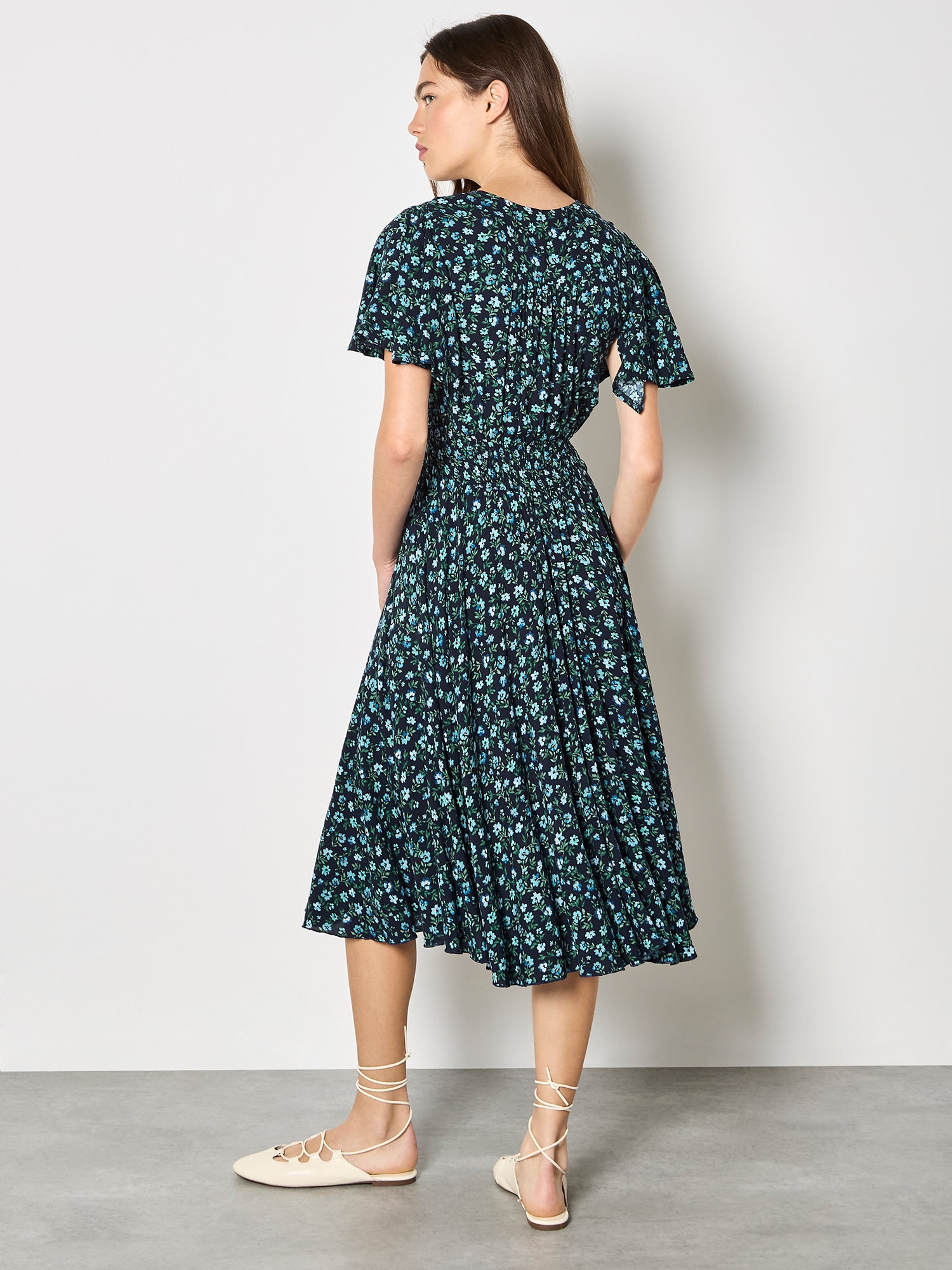 Apricot Midikleid »Midikleid« mit zierlichem Blumenmuster