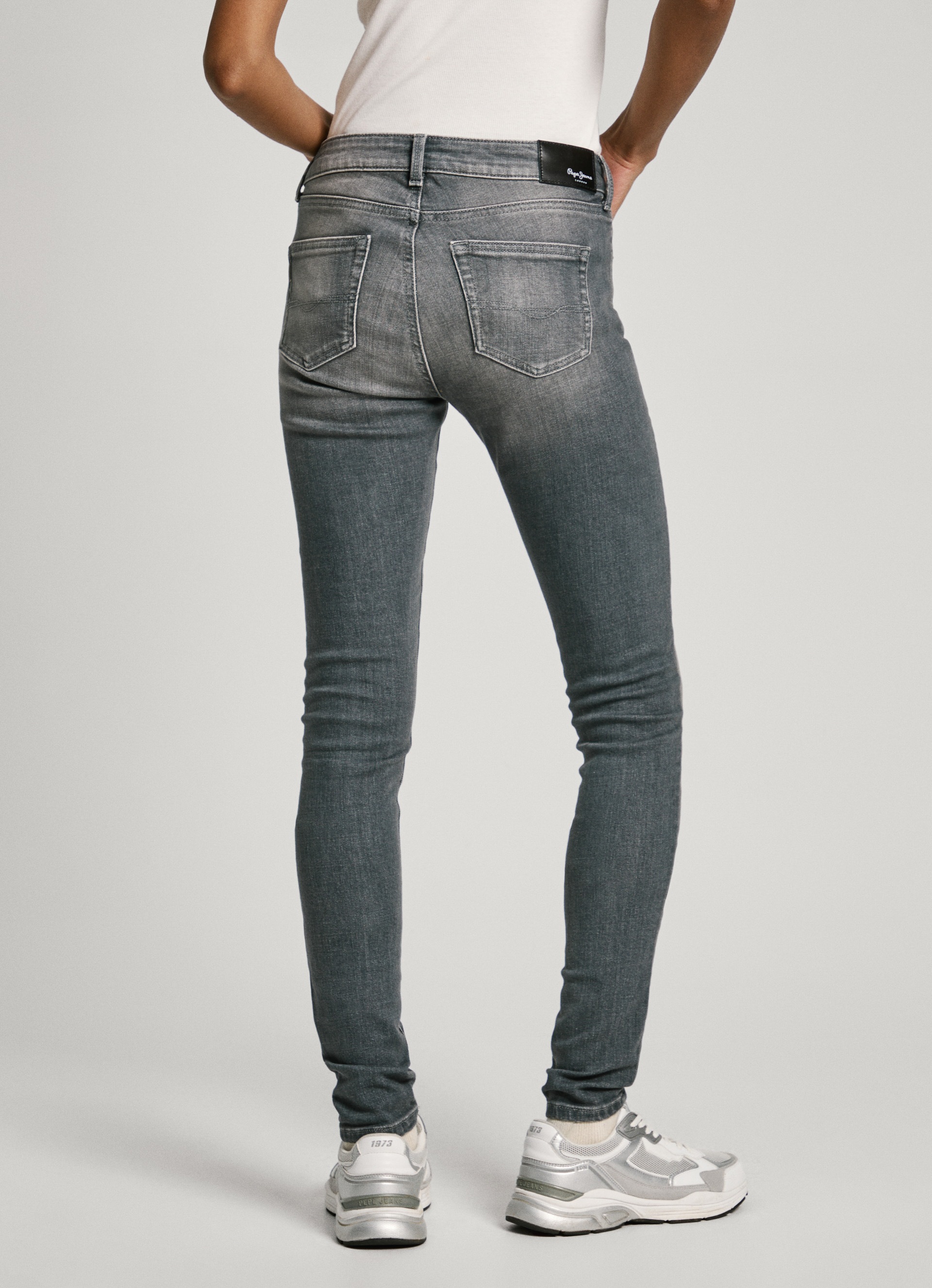 Pepe Jeans Skinny-fit-Jeans »SKINNY JEANS LW«, in verschiedenen Waschungen