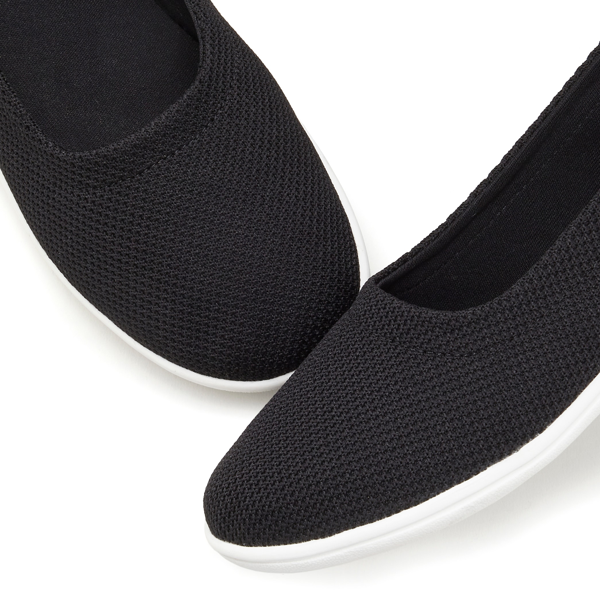 Vivance Slipper, Ballerina in leichter Mesh-Optik zum Reinschlüpfen VEGAN