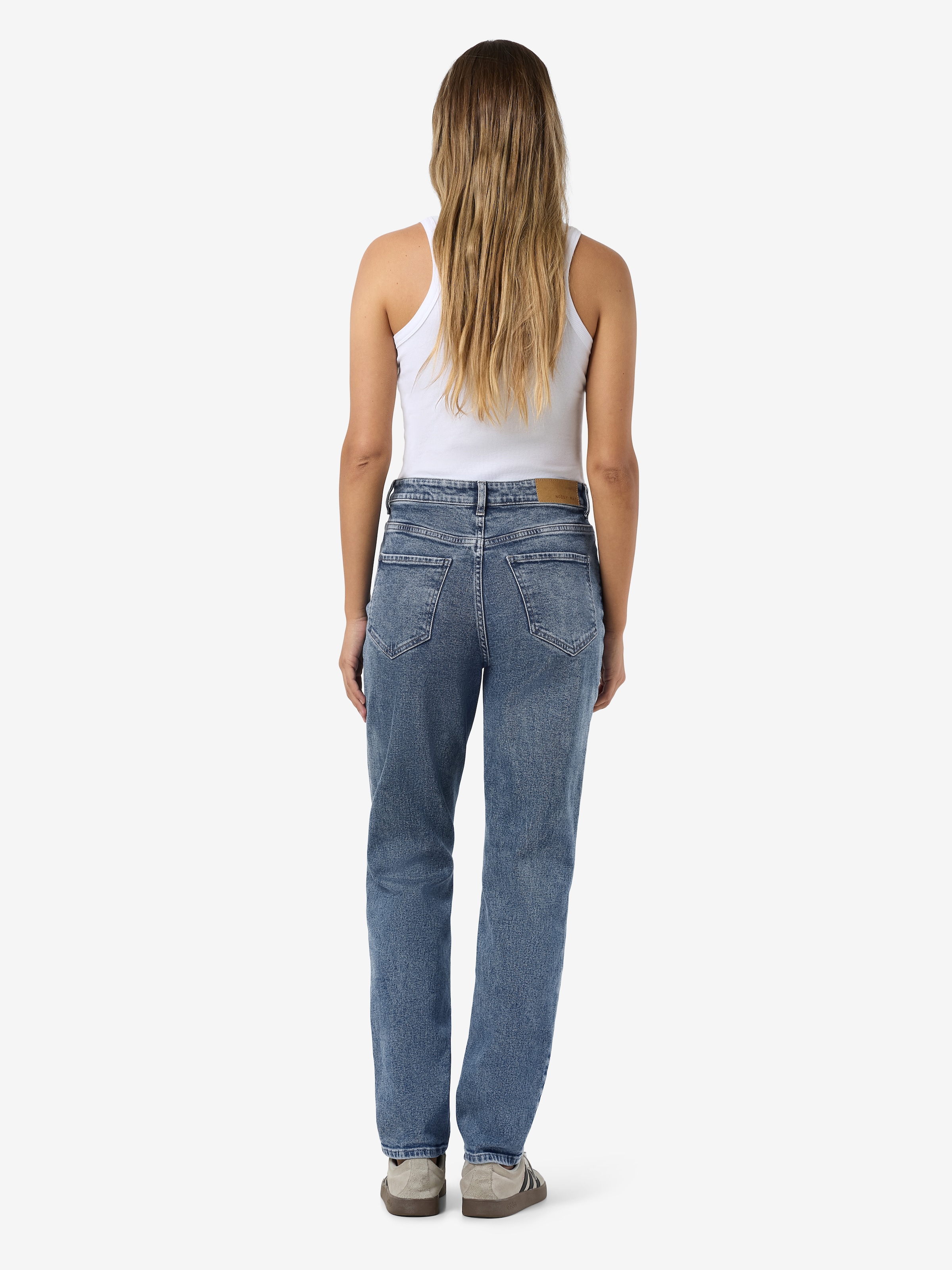 Noisy may High-waist-Jeans »NMDAISY HW MOM FIT JEAN AZ394MB FWD NOOS«
