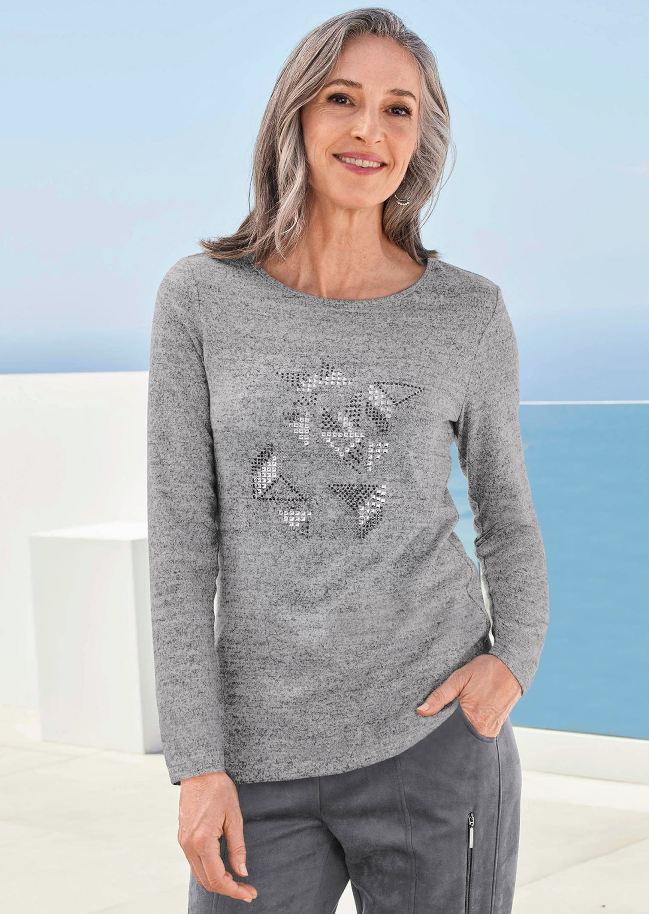 GOLDNER Kurzarmshirt »Kurzgröße Langarmshirt mit Applikation« Applikationen