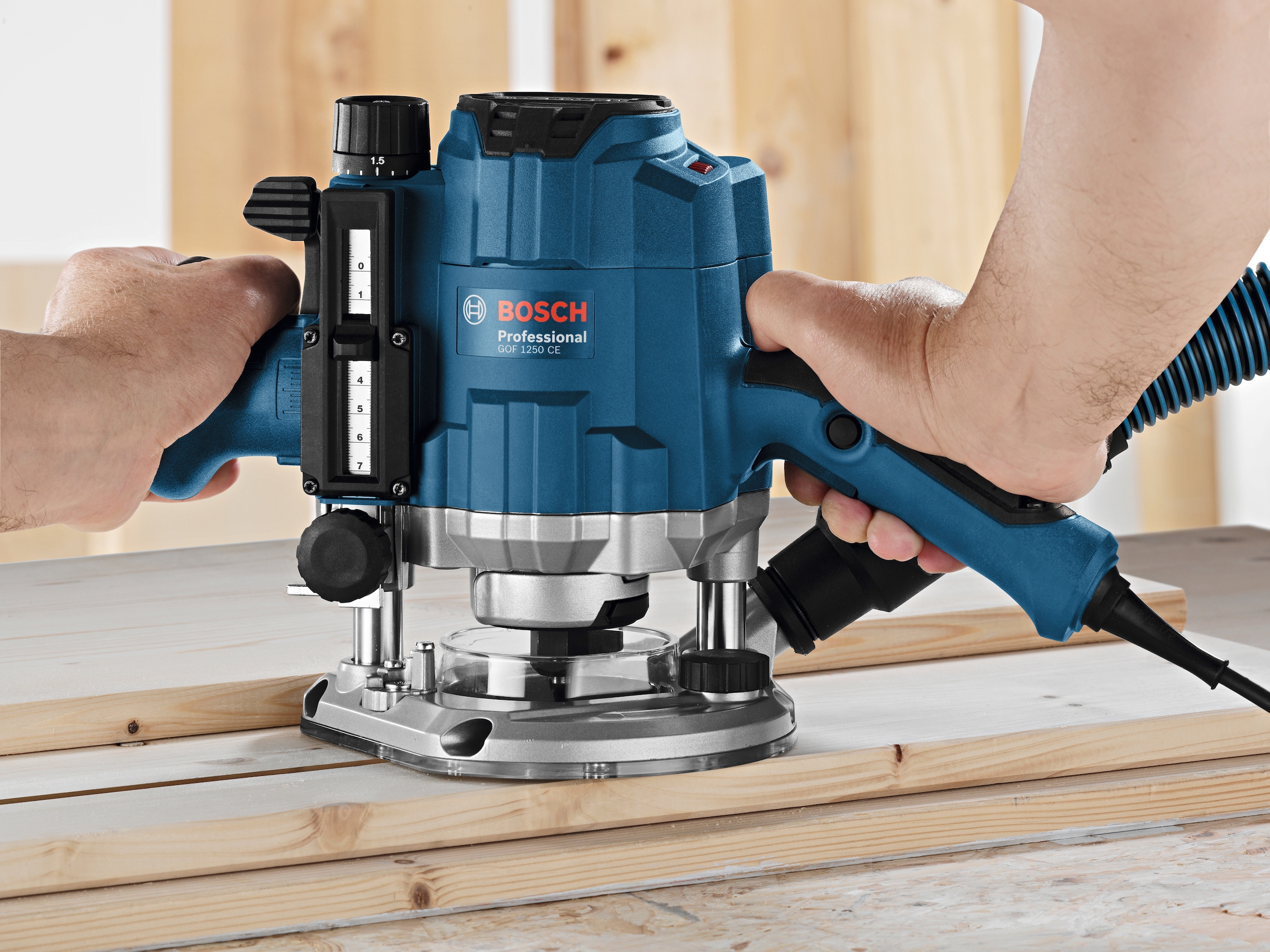 Bosch Professional Oberfräse »GOF 1250 CE«