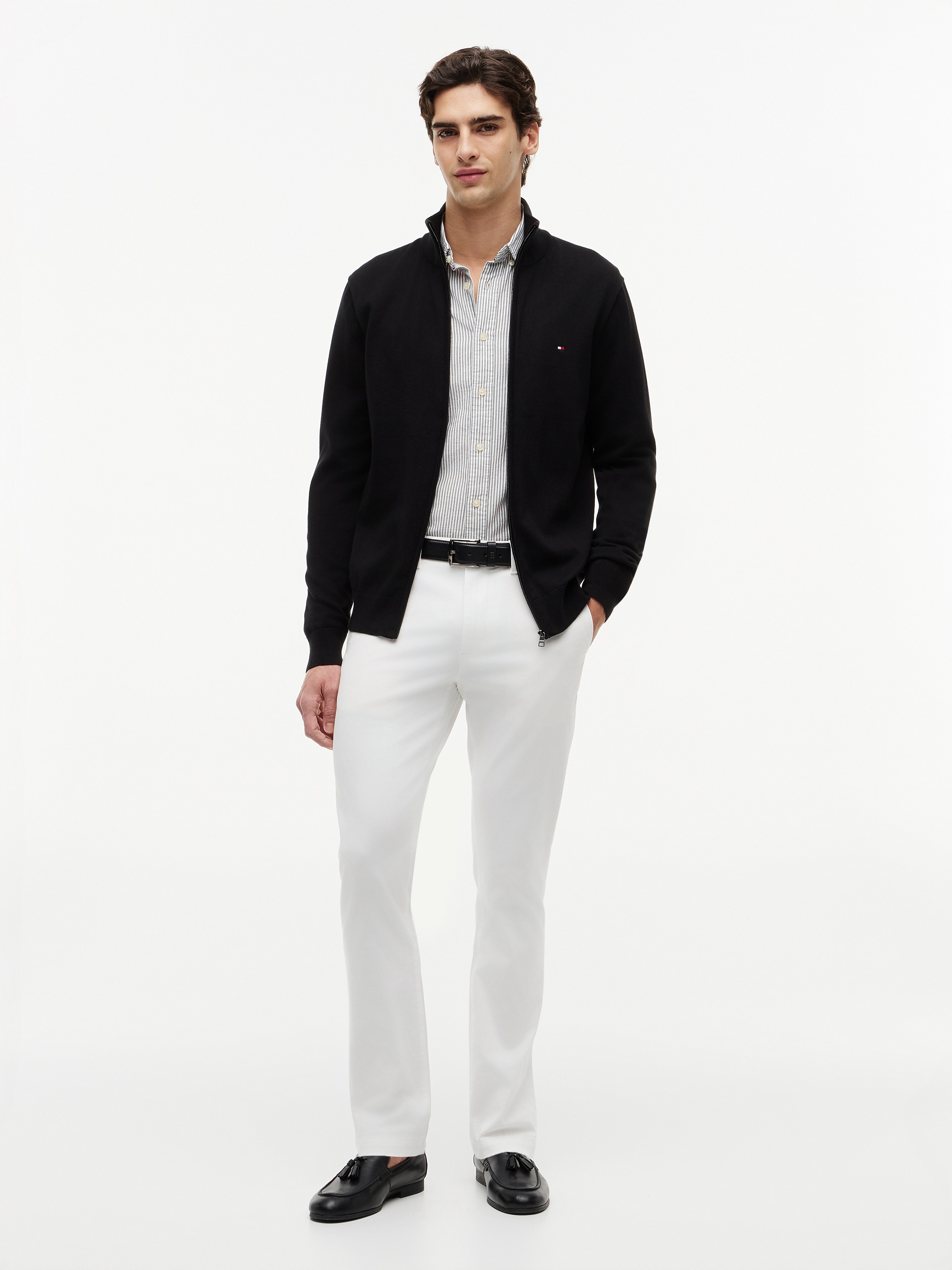 Tommy Hilfiger Strickjacke »ESSENTIAL COTTON ZIP THRU« mit Logostickerei