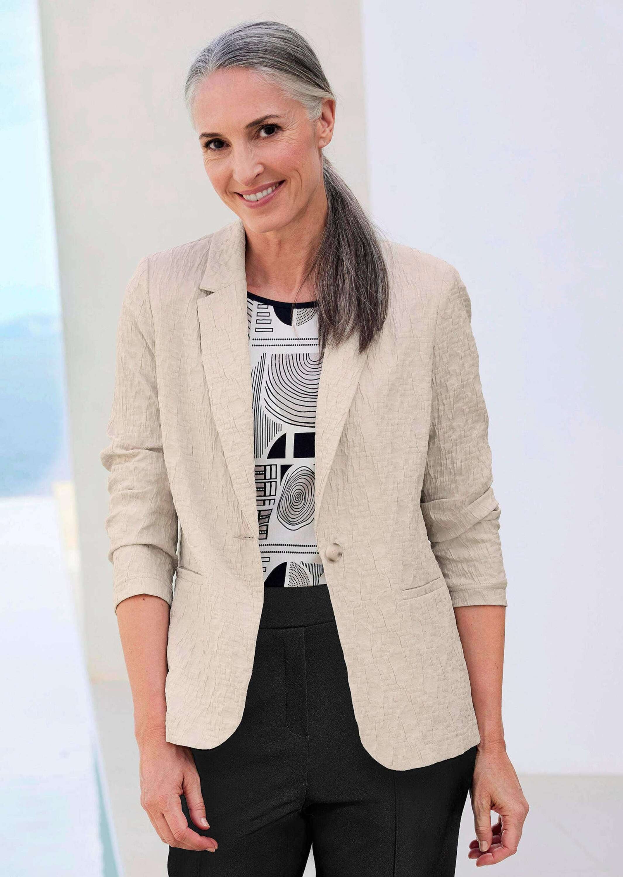 GOLDNER Jackenblazer »Kurzgröße Taillierter Stretchblazer mit Revers« Paspeltaschen